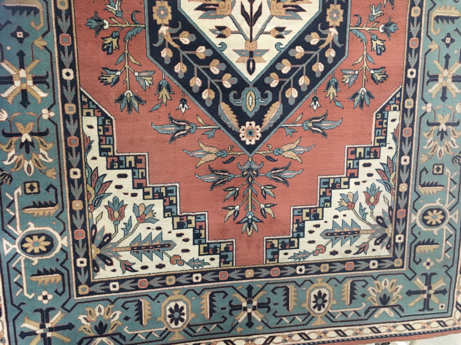 A Turkish Yum Kiymetli Kalbi carpet by Atlas Halilari - pink/blue/brown patterned 3m x 2m - Image 3 of 3