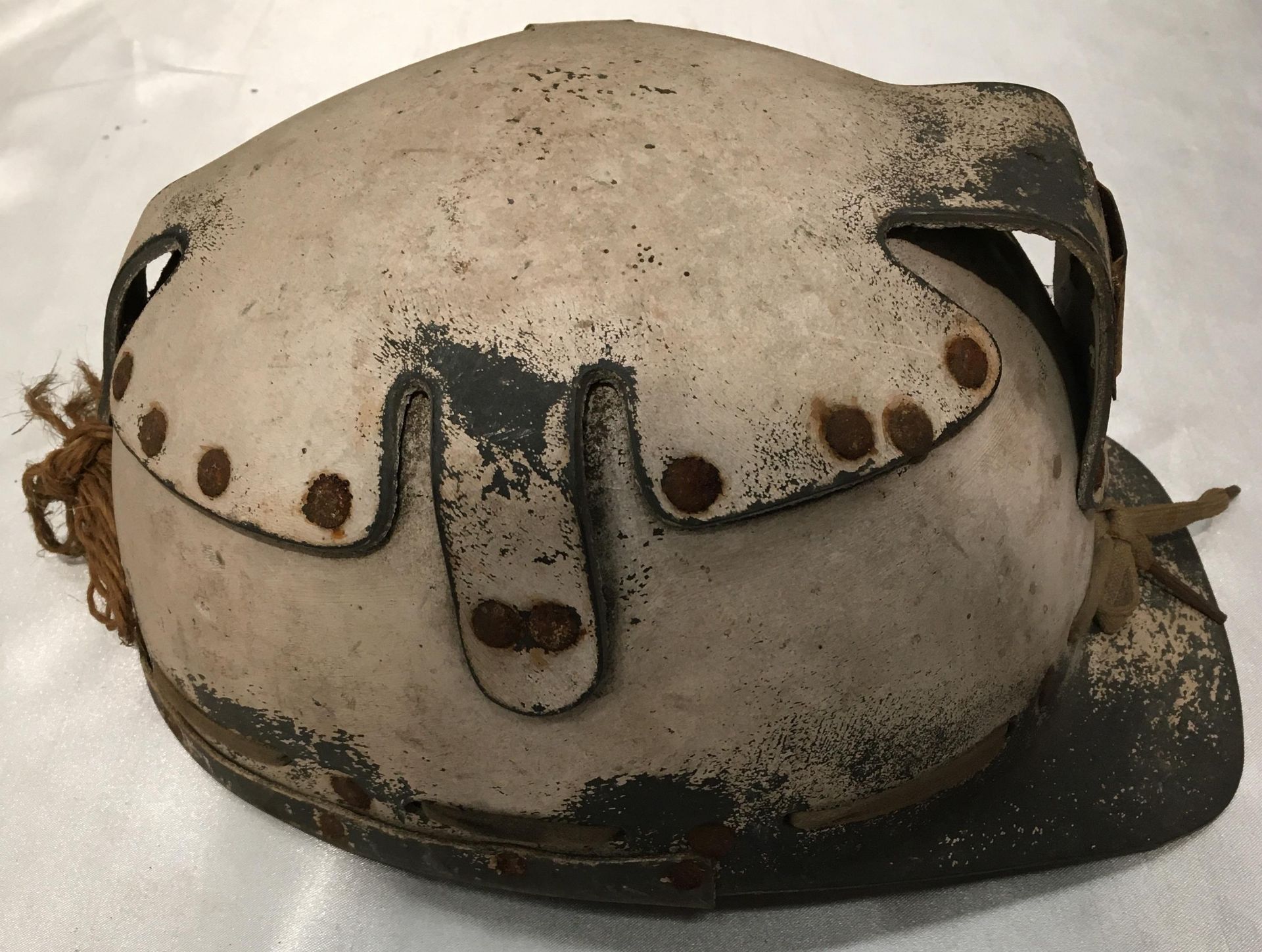 A composition miners helmet in white - Image 3 of 4