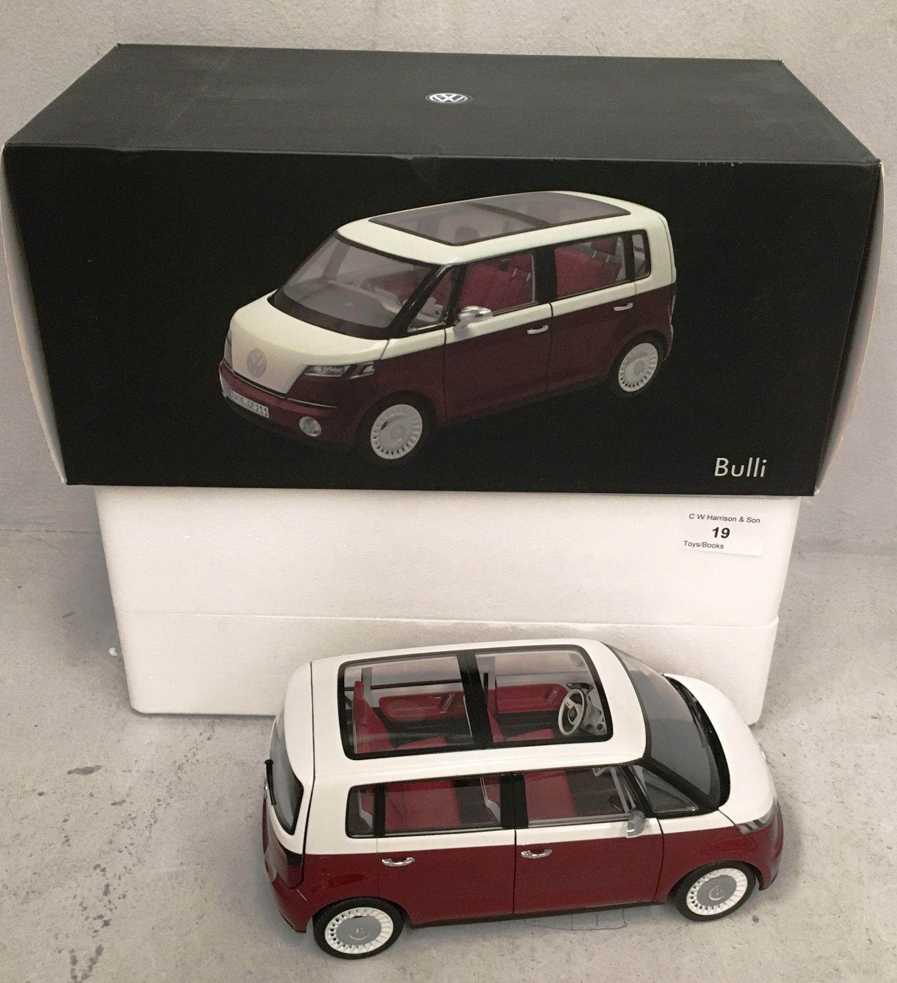 Norev 1/18 scale die cast metal model of VW Bulli (boxed)