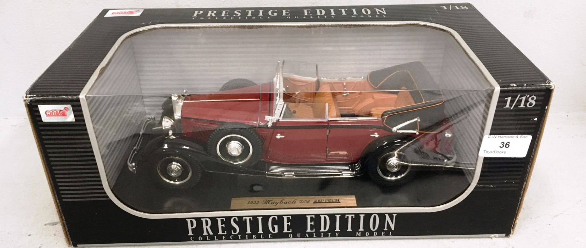 Anson 1/18 scale die cast metal model of Prestige Edition 1932 Maybacj D58 Zeppelin (boxed)