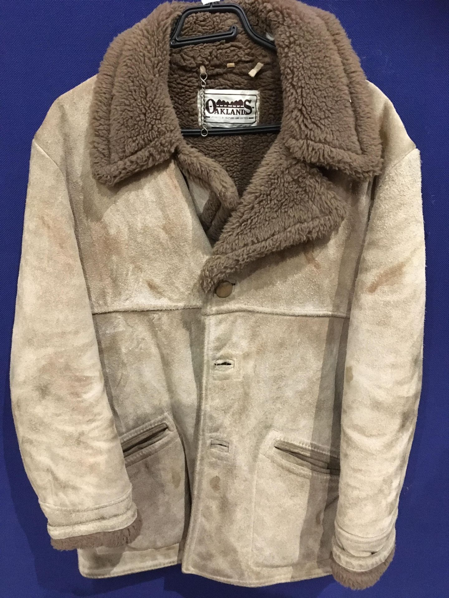 A gents light brown and suede sheepskin jacket size 42 by Oaklands