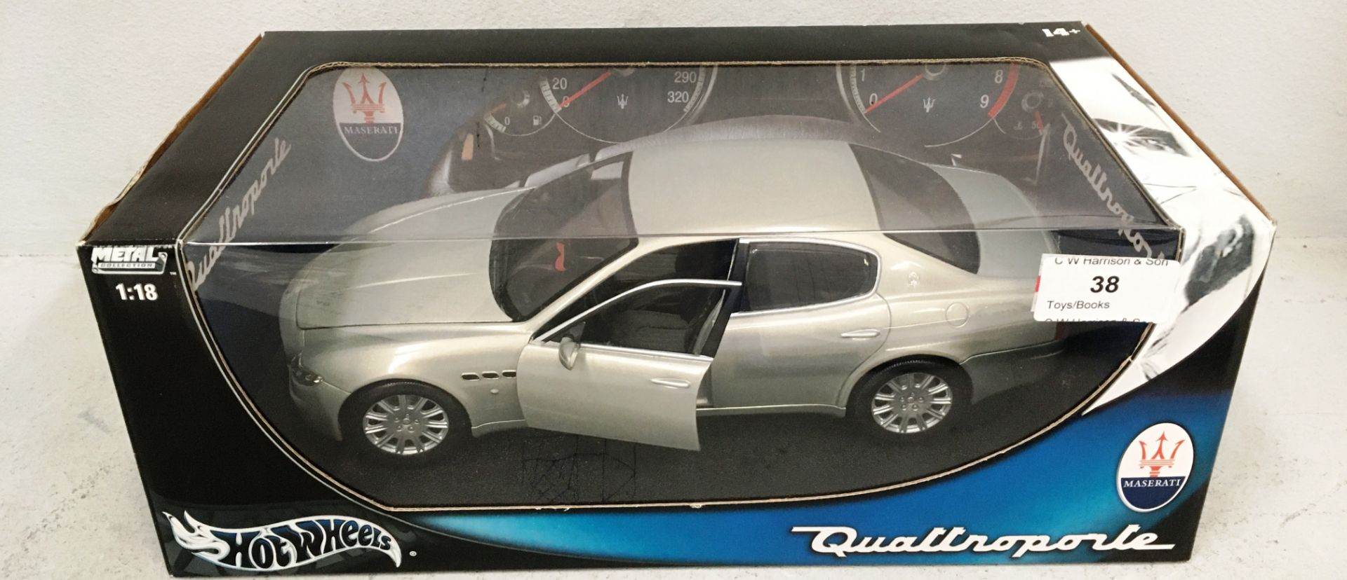 Hotwheels metal collection 1/18 scale die cast metal model of Maserati Quattro Porte (boxed)