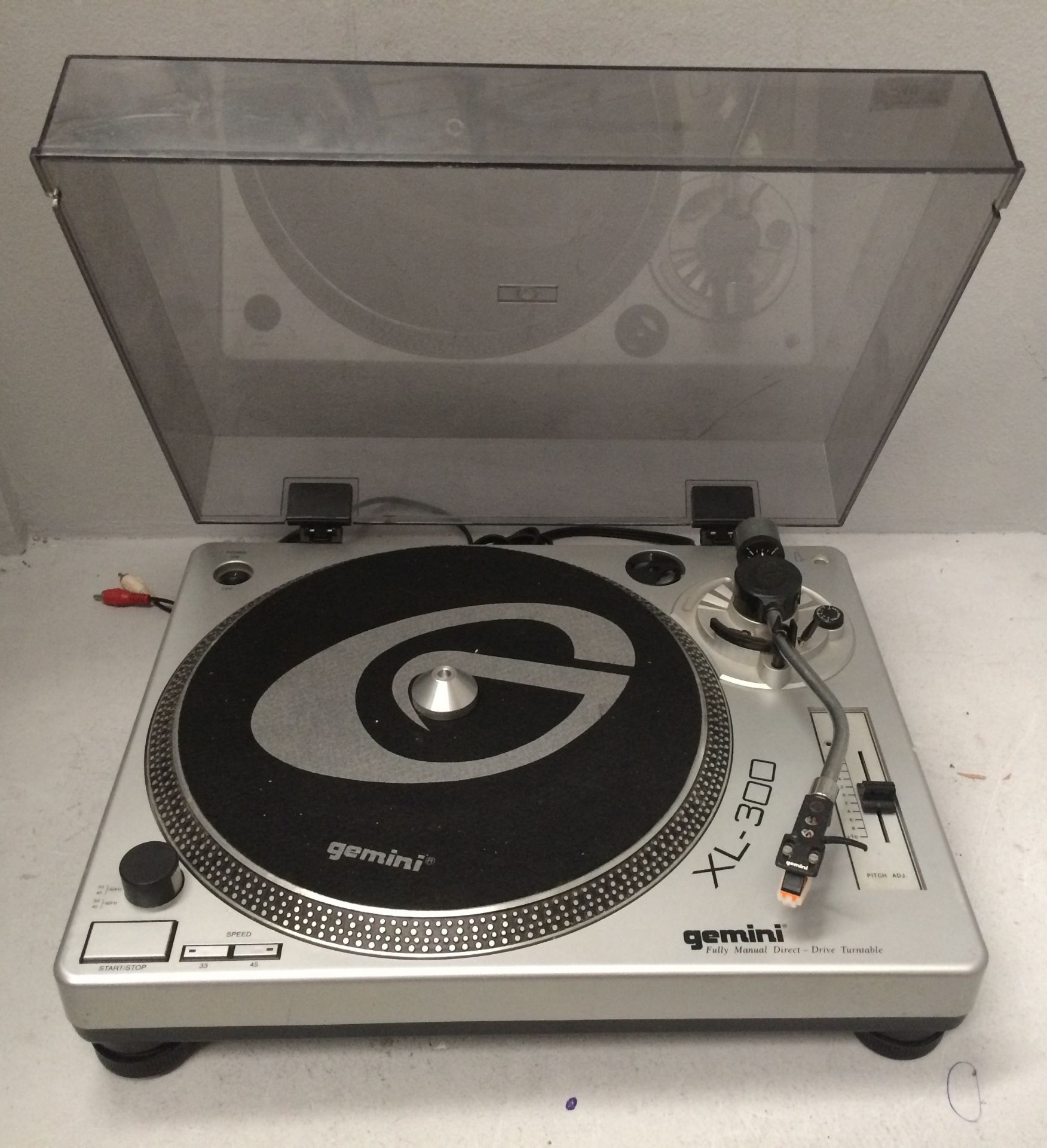 Gemini GT4200359 XL-300 fully manual direct drive turntable