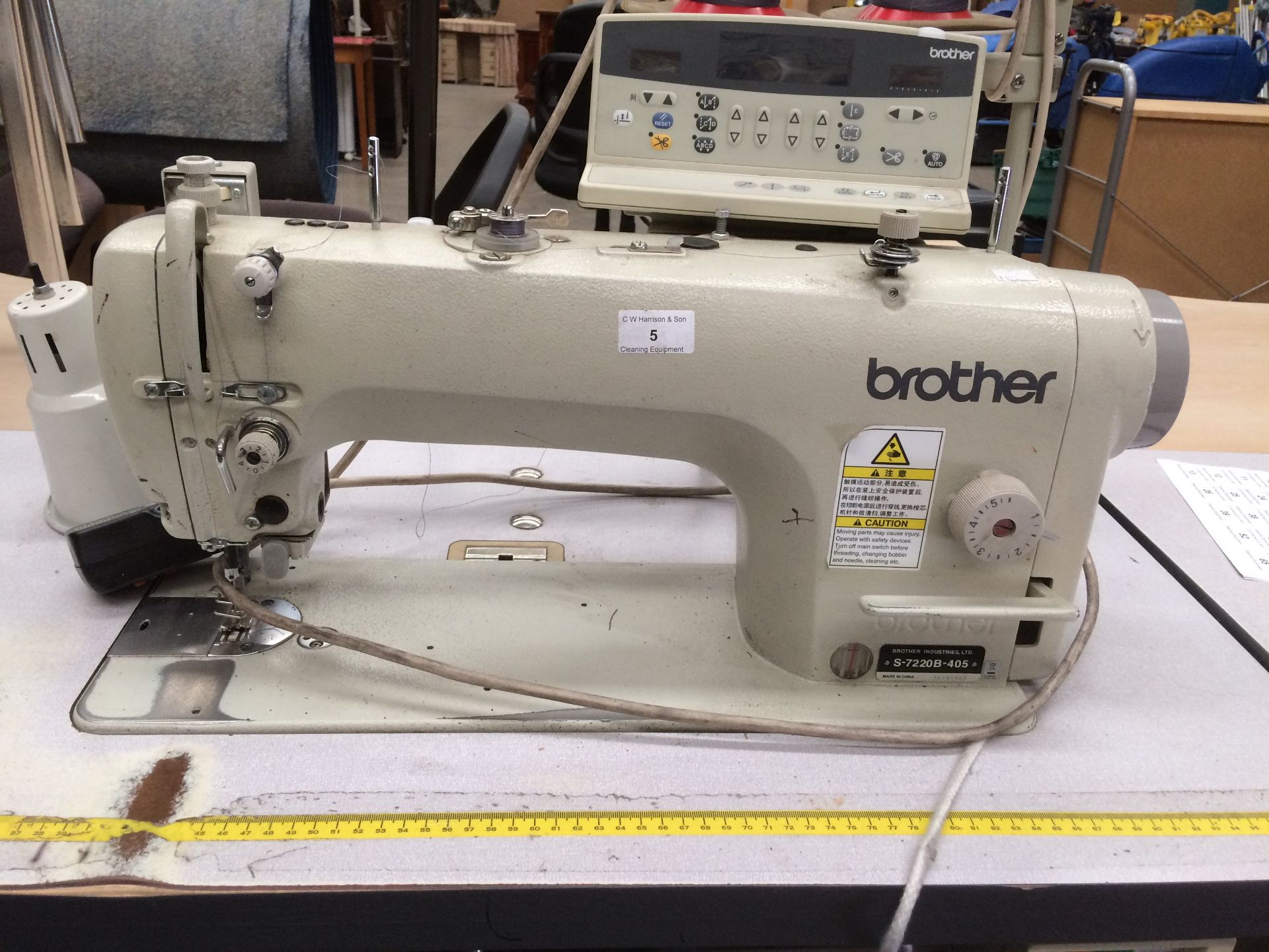 Brother S-7220B-405 ComputeriseD foot operated sewing machine, - Image 2 of 3