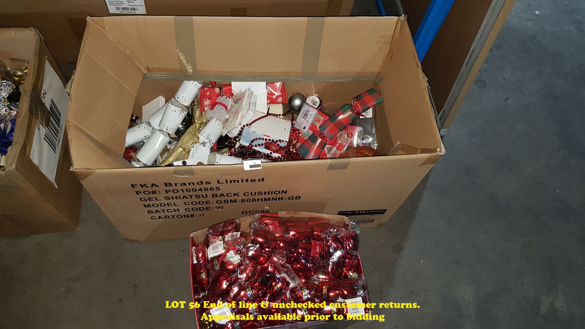 CONTENTS OF 2 BOXES - MIXED CHRISTMAS ITEMS TO INC CHRISTMAS CRACKERS,