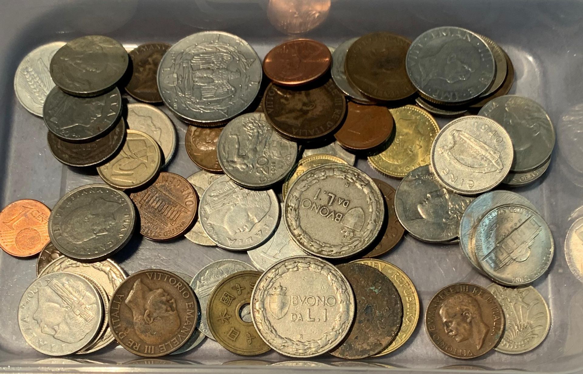 Contents to tub - Italian lira coins,