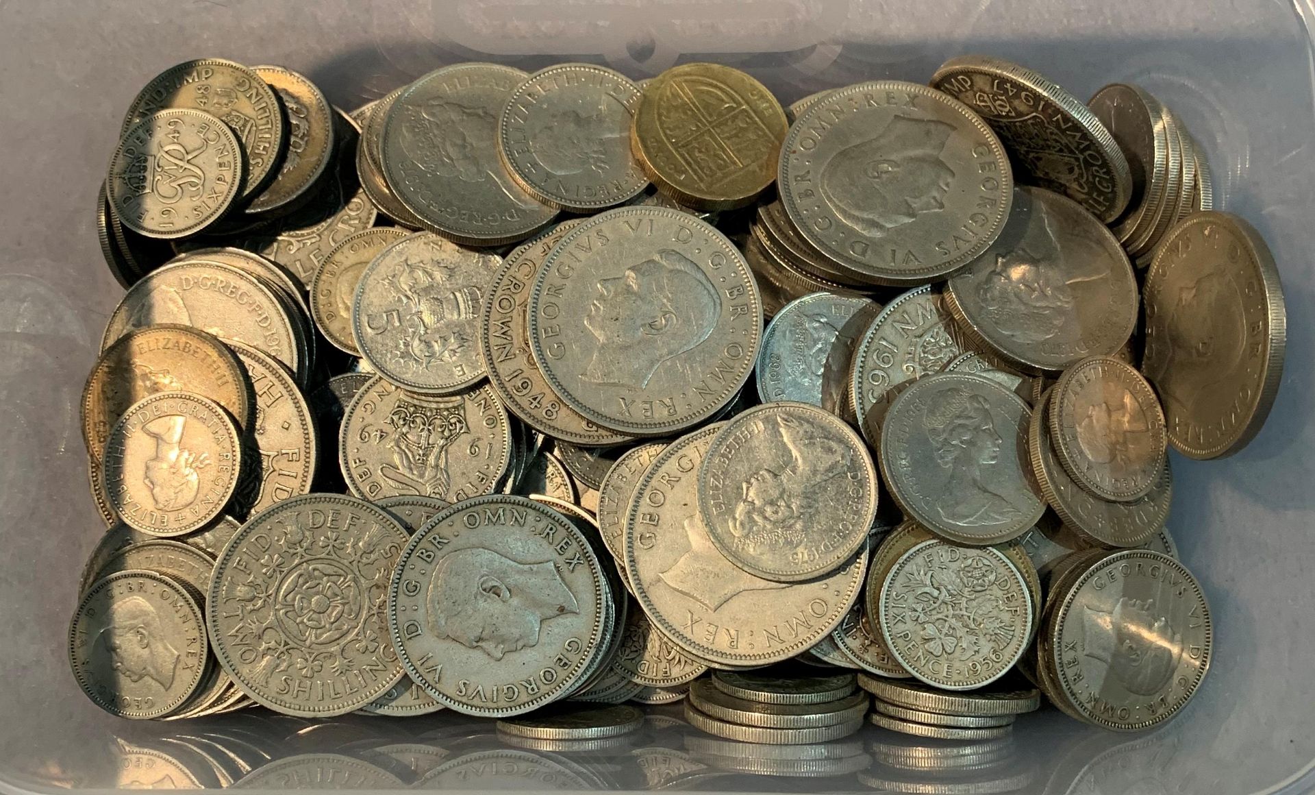 Contents to tub - various George VI - Queen Elizabeth II coins