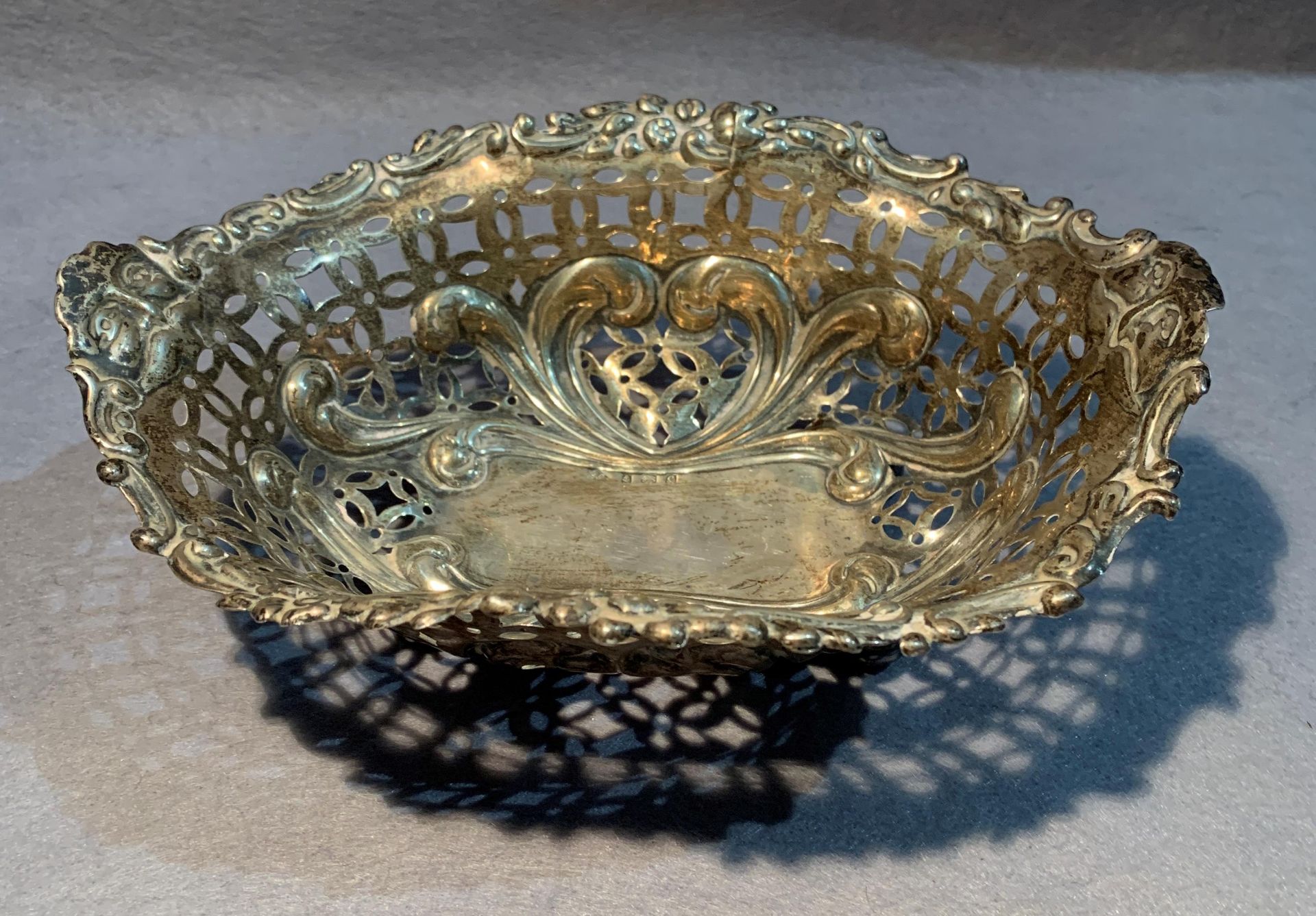 A pierced silver basket, approximate weight 4.