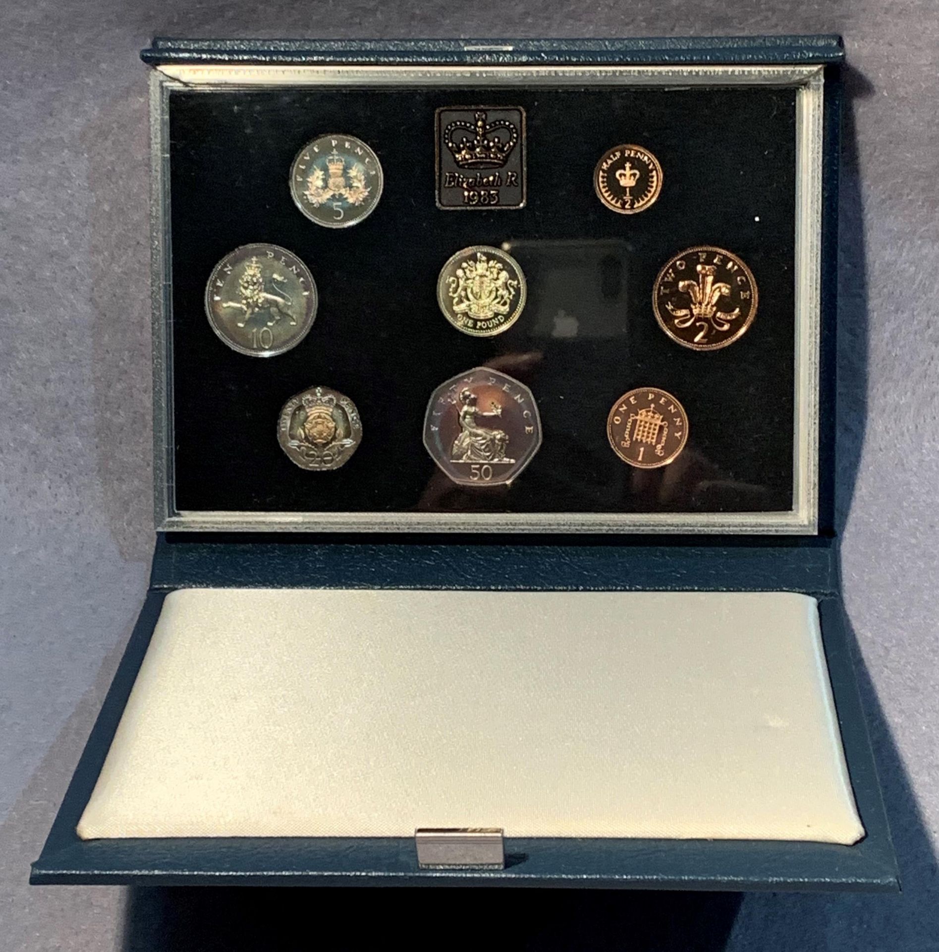 A 1983 Royal Mint UK proof coin collection in case
