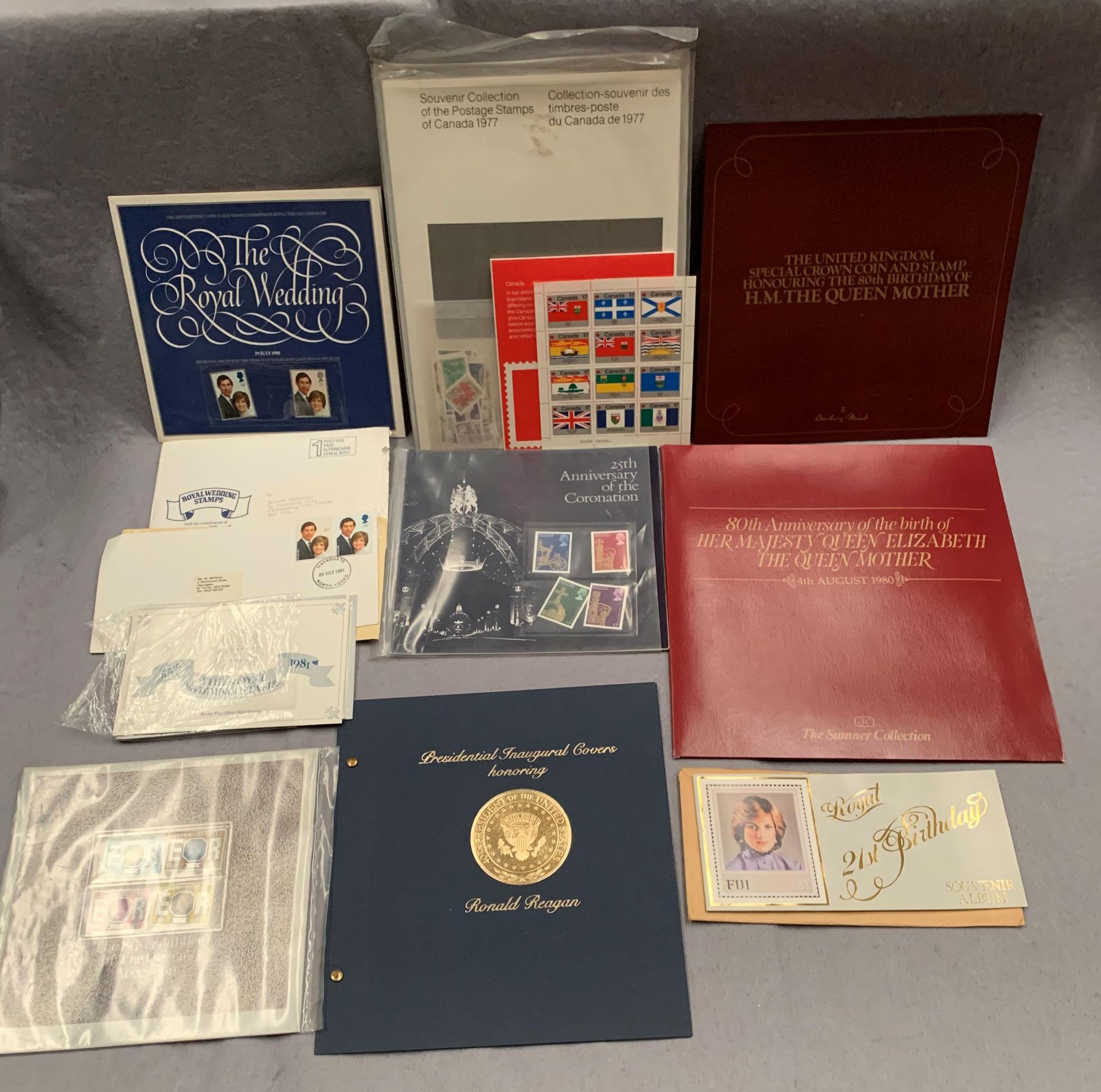 Contents to tray - Souvenir Collection of the Postage Stamps of Canada 1997,