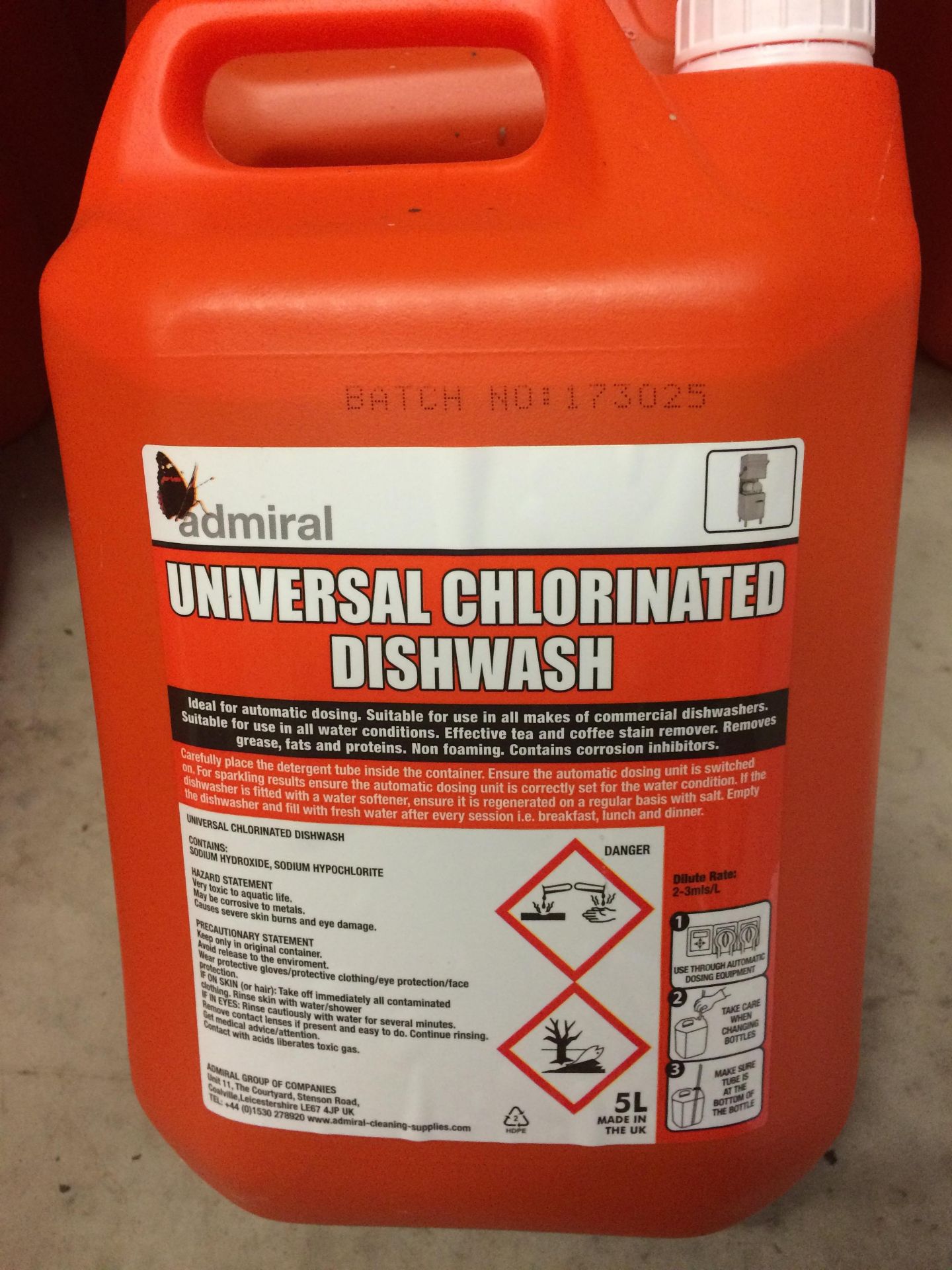 6 x 5L bottles of Admirals universal chlorinated dish wash