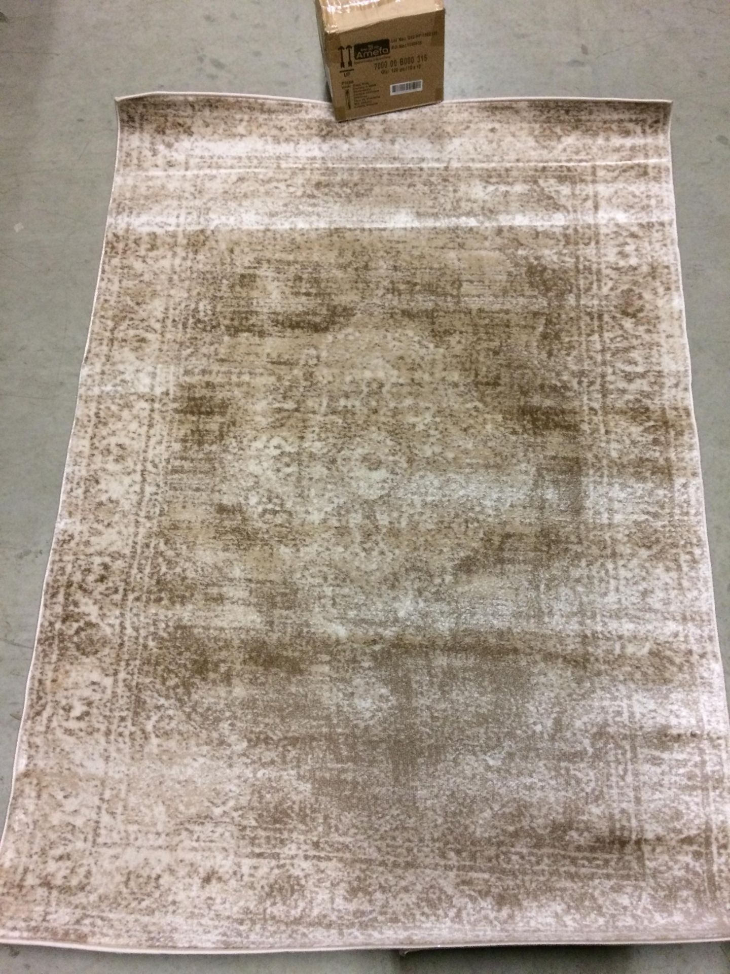 A z2zrug Santorini Collection 5862 cream rug - 120cm x 170cm