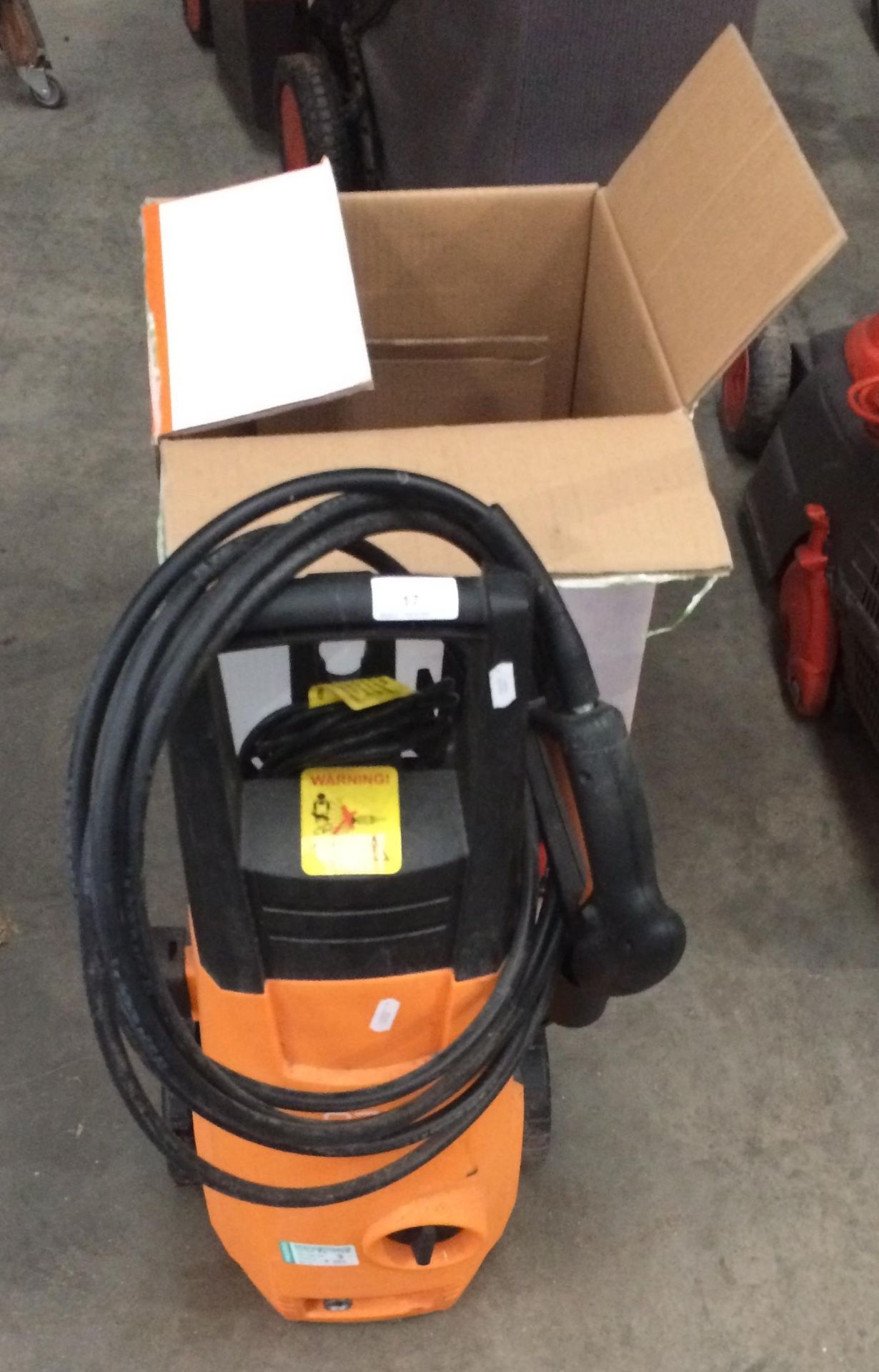 An RAC 1500w pressure washer - 240v complete with accessories