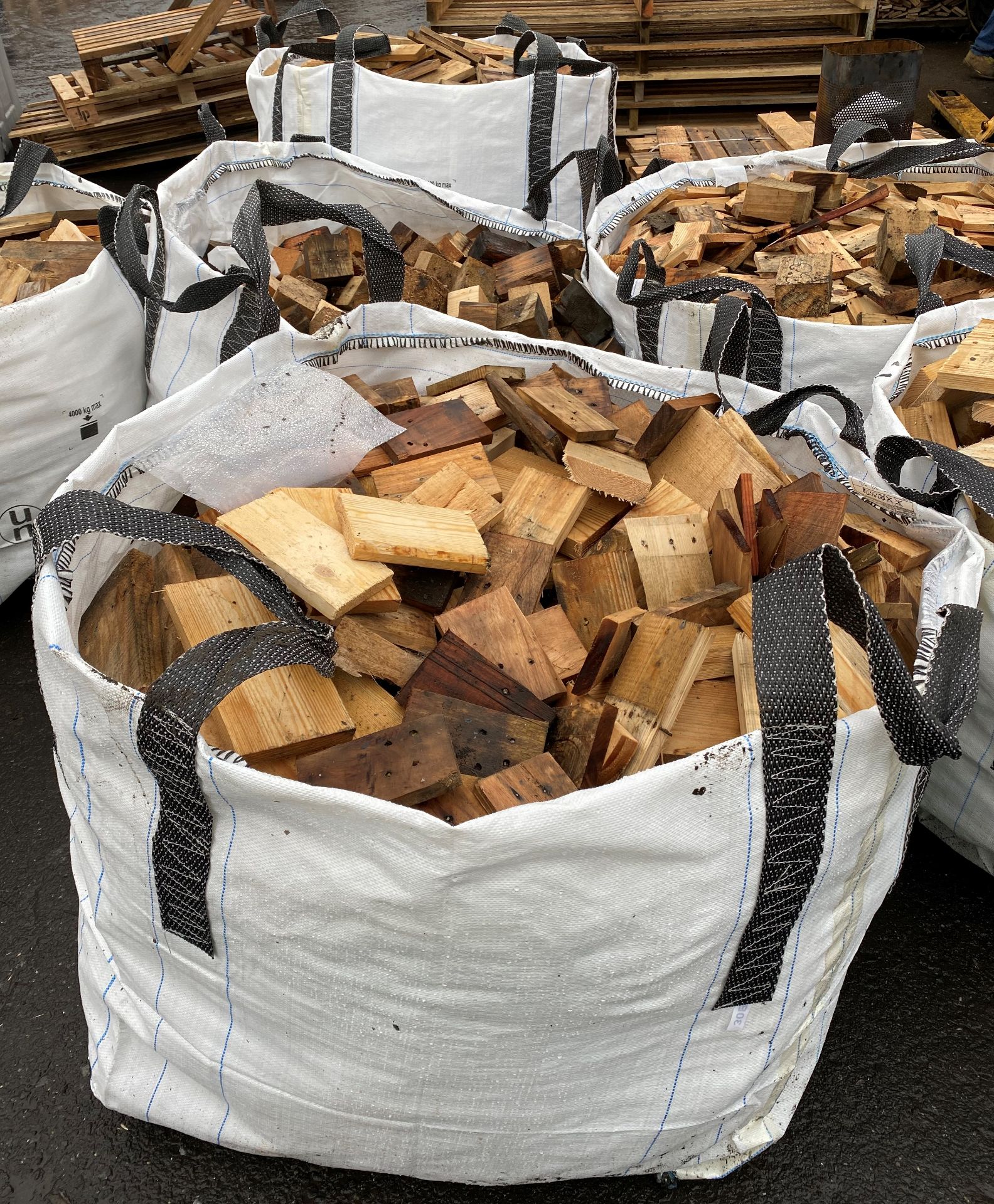 A one tonne bag containing kindling (image is for example only) ** Please note - this lot is to be