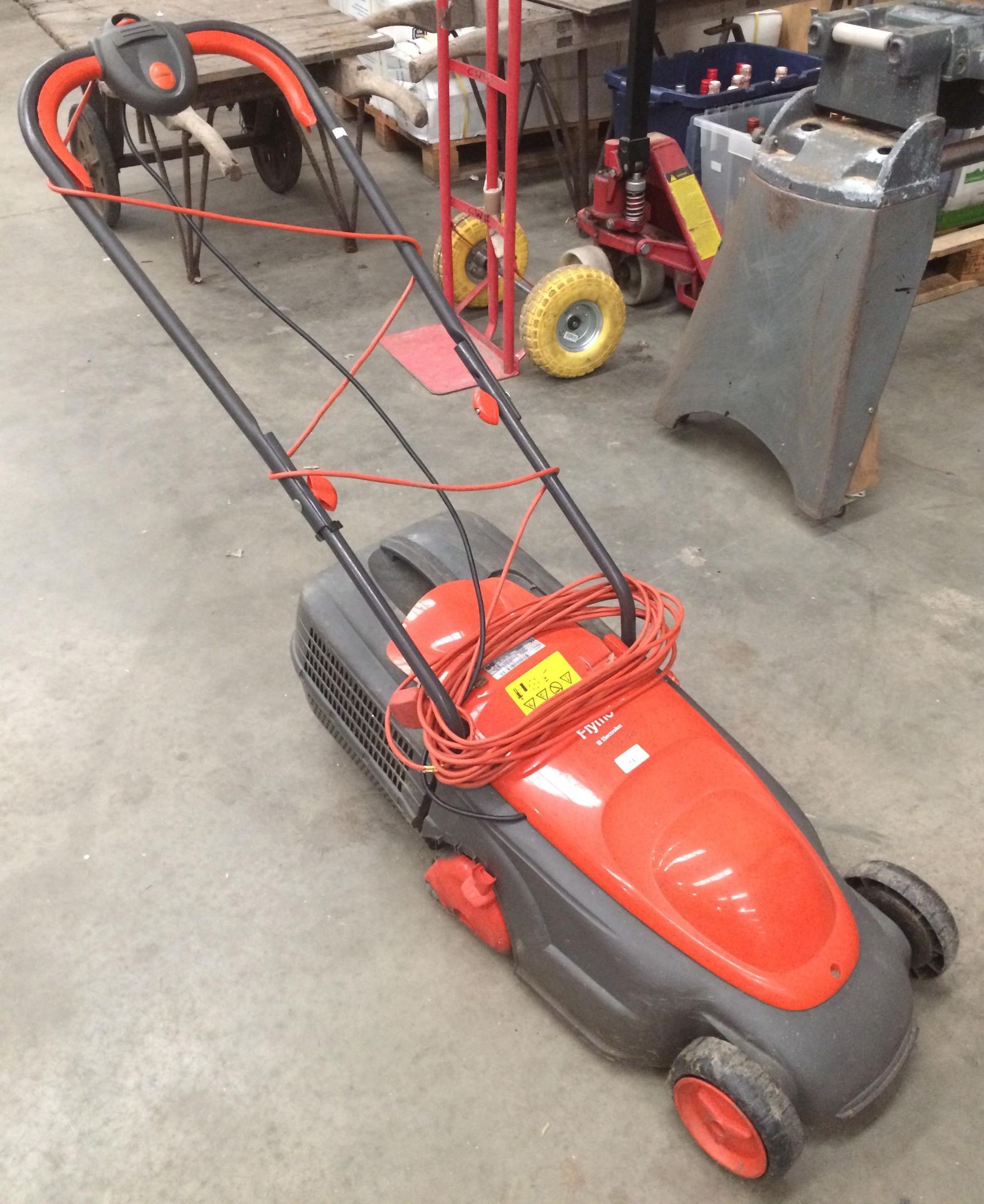 An Electrolux Venturer 320 240v rotary lawnmower complete with collection box