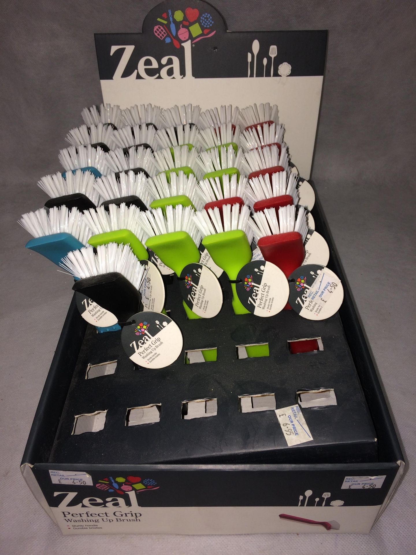 26 x Zeal Perfect Grip washing up brushes RRP £34.