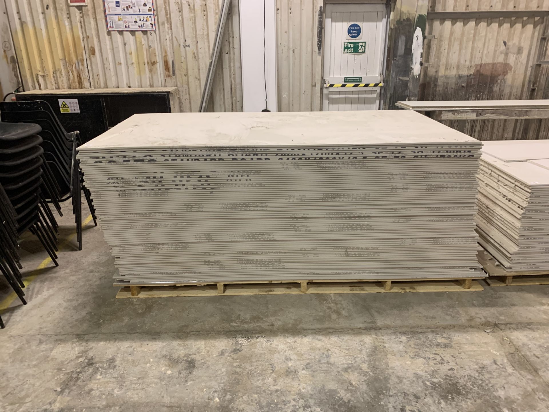 Approx 70 - 2285mm x 1200mm Plasterboard