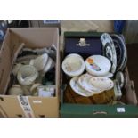 Various china to include boxed Royal Worcester plates (two boxes)