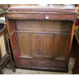 An early 19th Century mahogany adjustable bookcase