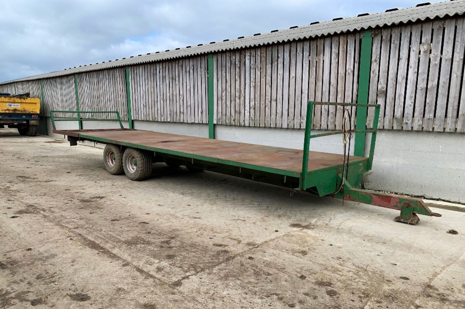 Straw Trailer with working lights and br