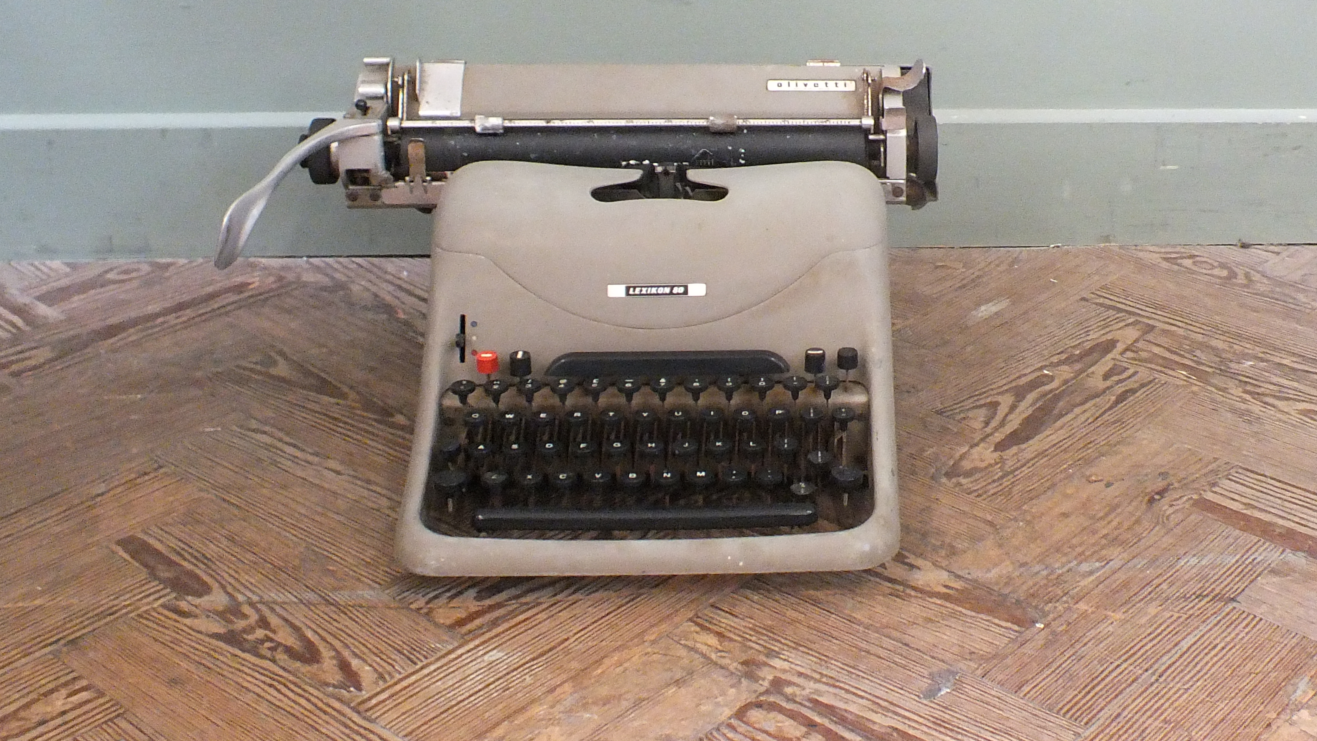 A vintage Olivetti manual typewriter