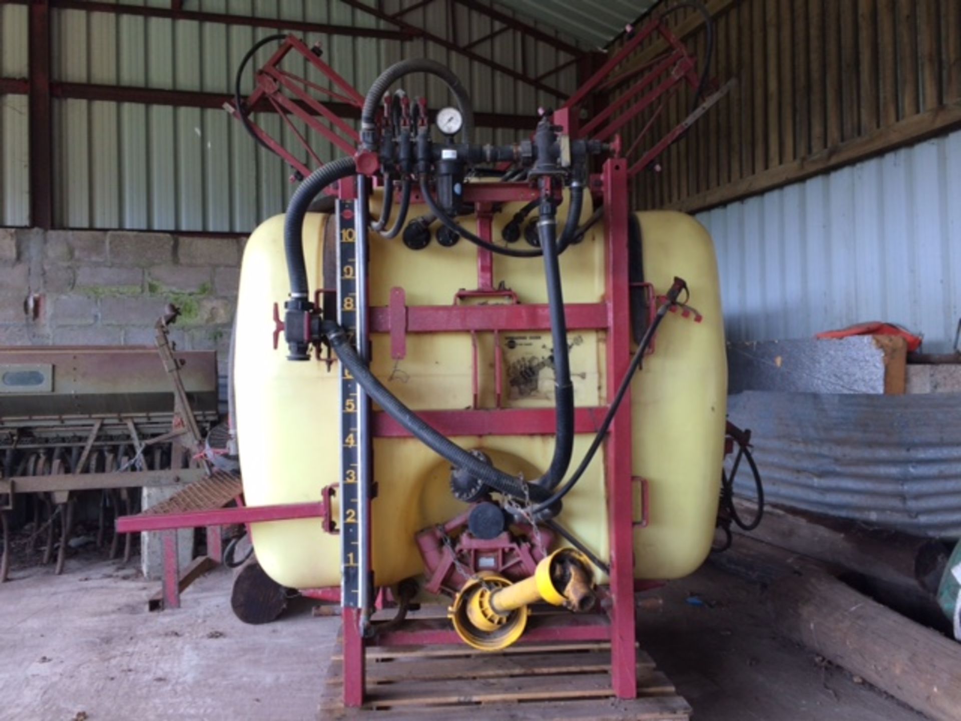 Hardi Lift mounted sprayer, 1000 litres, 12 metre booms, Serial number 1891982,