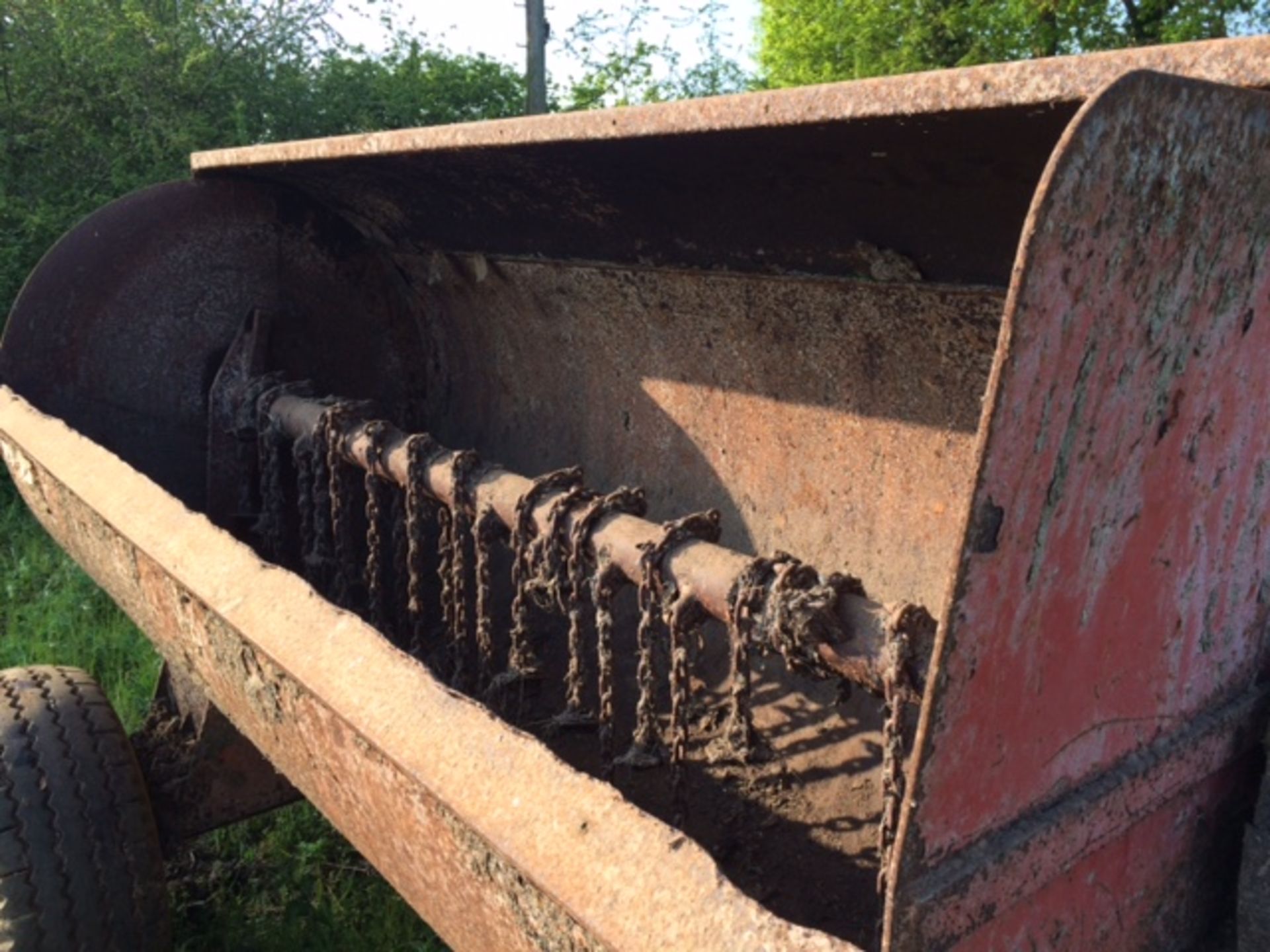 Bamford side discharge Muck Spreader, number on casting that houses the main bearing RHP MP9 ,