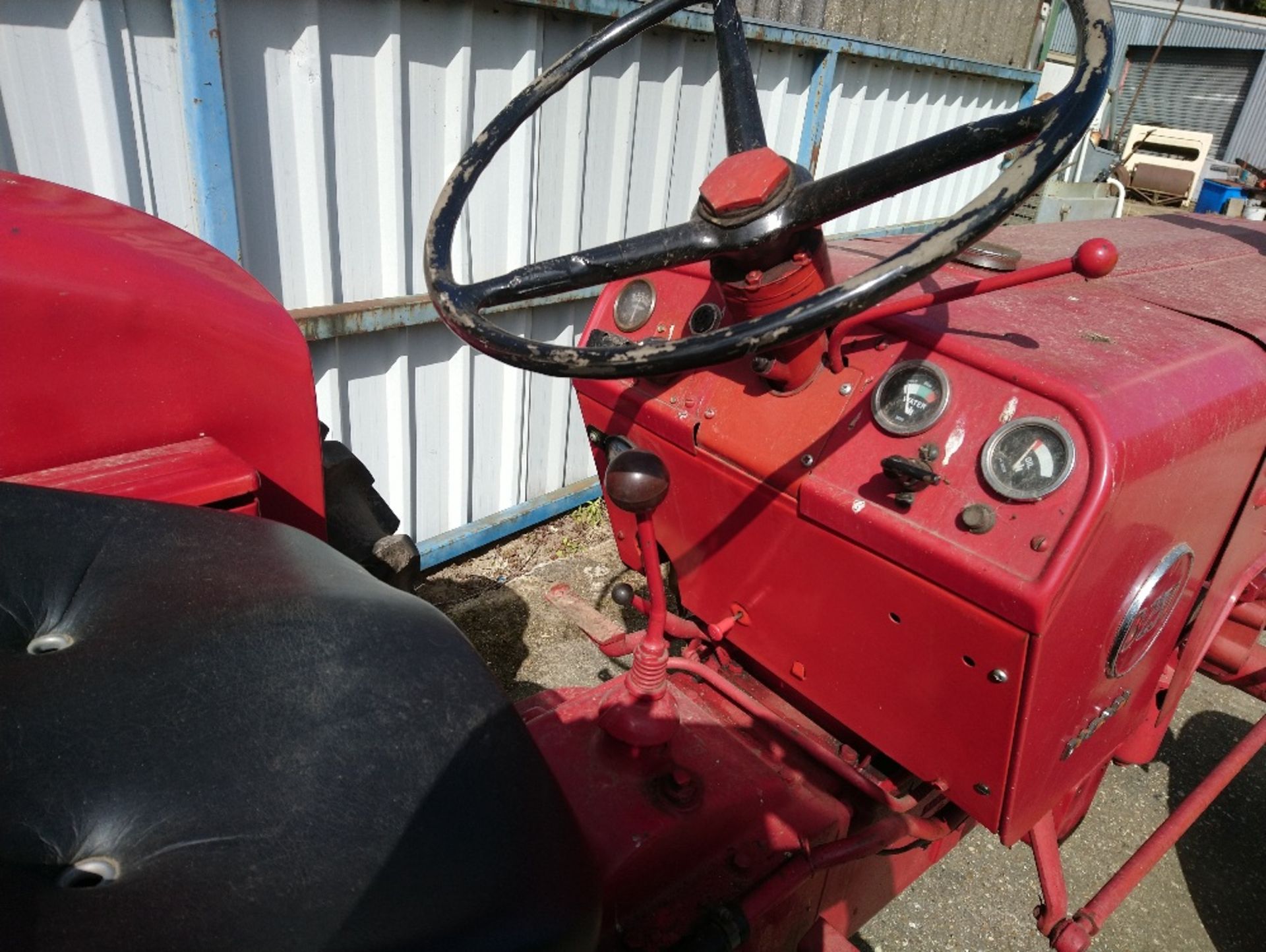 1957 McCormick B250 2wd Tractor, Reg VRT 691 Serial no. 064, B250 12.4 R 28 rear w/t, 6. - Image 7 of 8