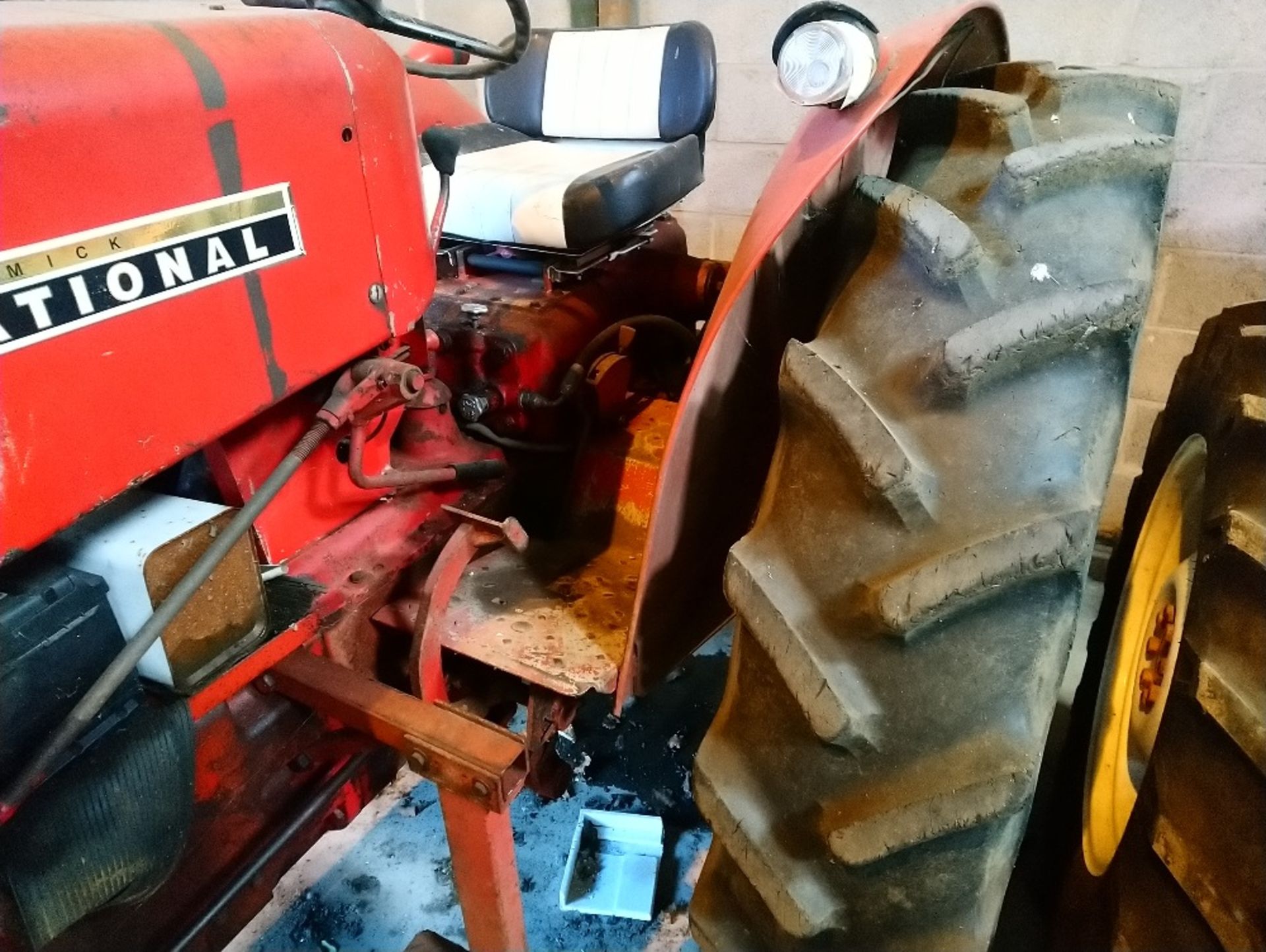 1969 McCormick International 634 2wd Tractor, Reg VAH 661H, Serial no. 1518, 1346 hours, 13. - Image 10 of 10