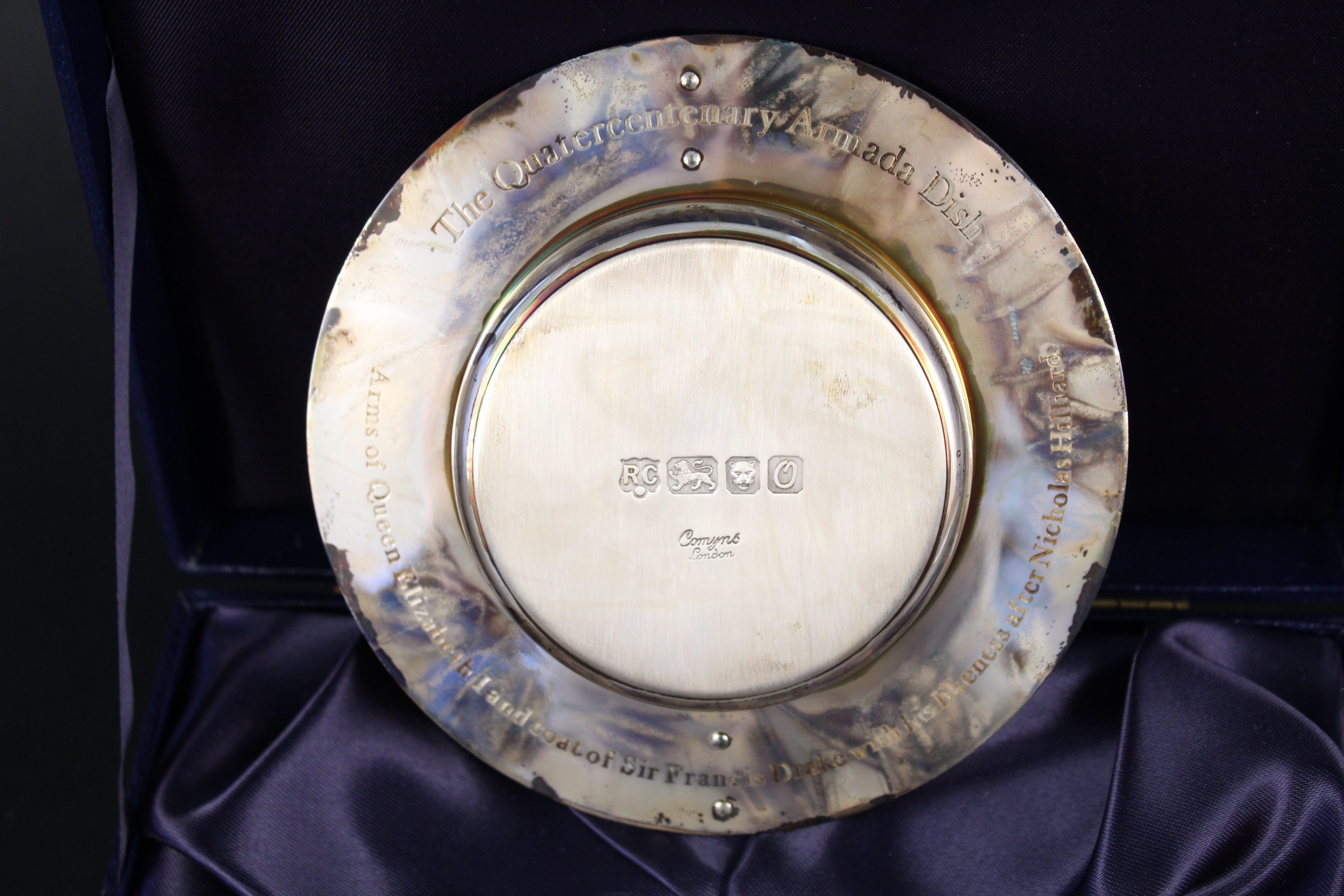 A silver Armada dish entitled to reverse ''The Quarter Centenary Armada Dish'' with the image of - Image 3 of 3