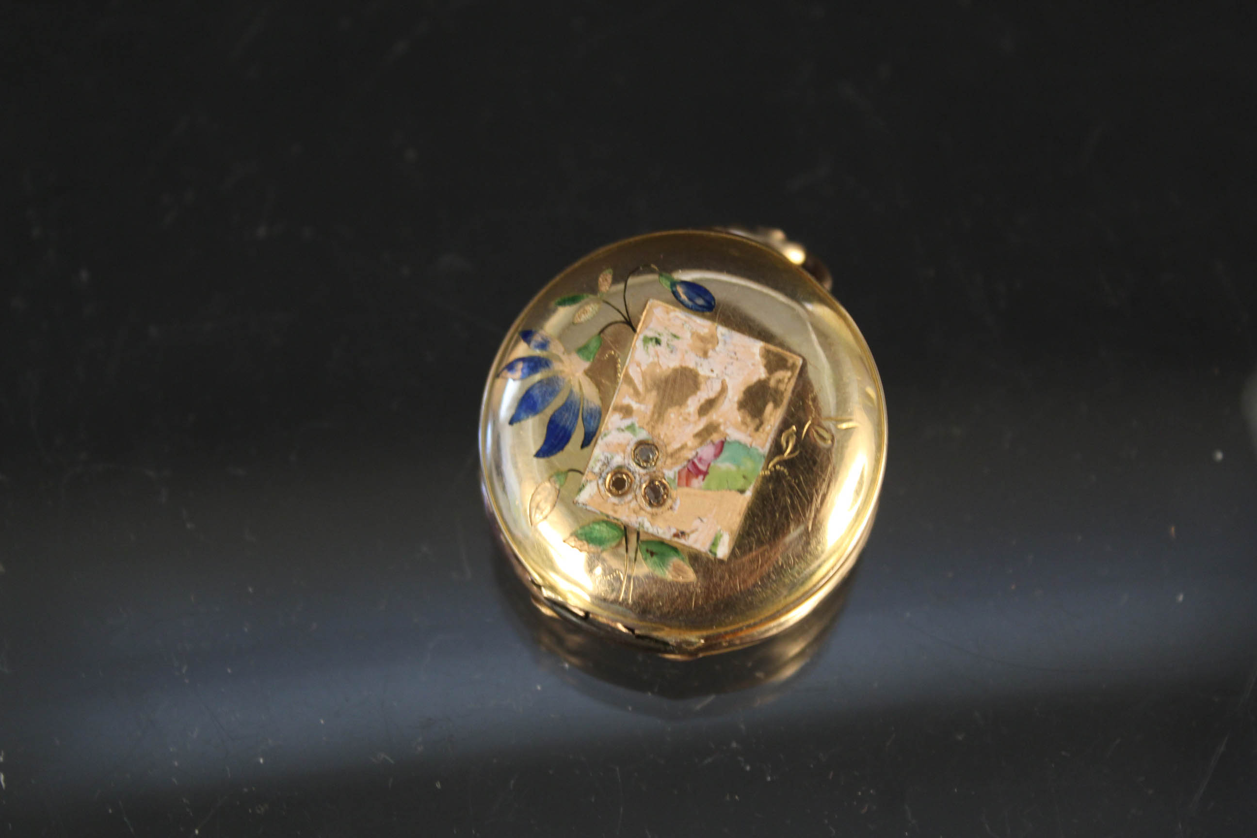 A continental 18ct gold cased hunter fob watch with enamel decoration to front (two of three rough - Image 2 of 3