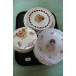 A tray of Royal commemorative plates,