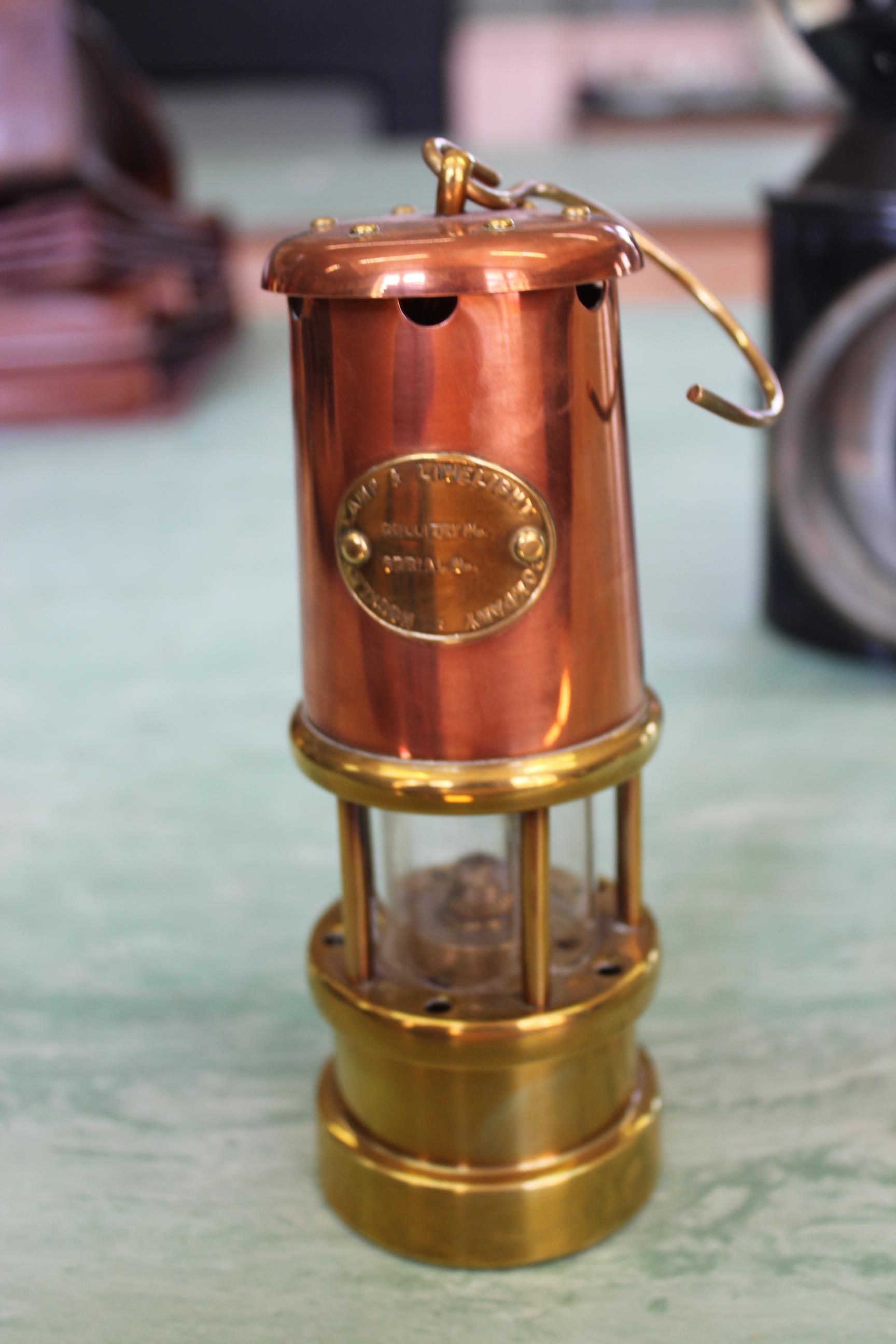 A vintage British Rail black finish blue/red light lamp with BR stamp, - Image 2 of 7