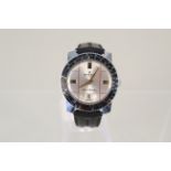 A Sindaco Divisor 17 jewel gents watch with rotating bezel