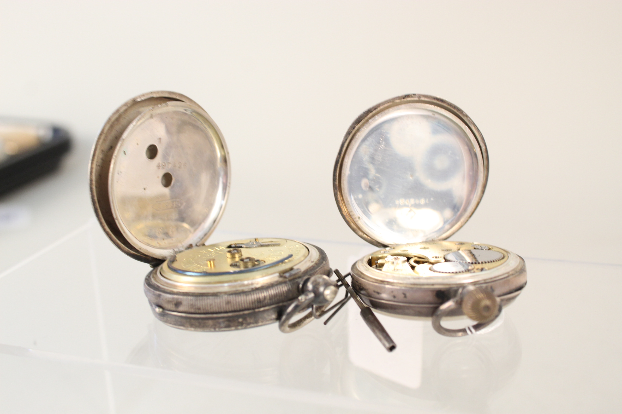 An Omega silver plated pocket watch plus an 'Acme Lever' pocket watch - Image 4 of 4