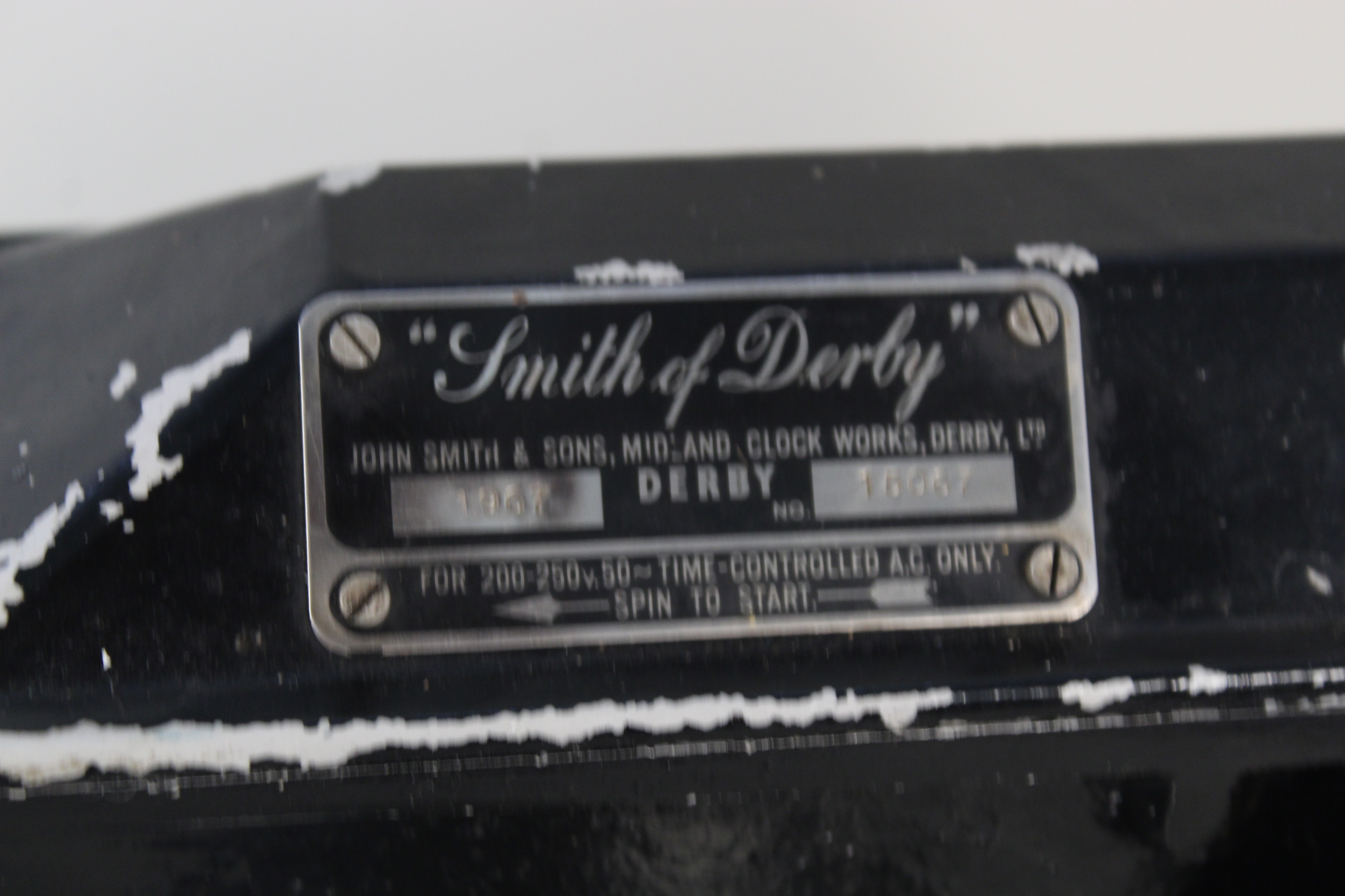 A 'Smith of Derby' 1967 electric time regulator - Image 2 of 4