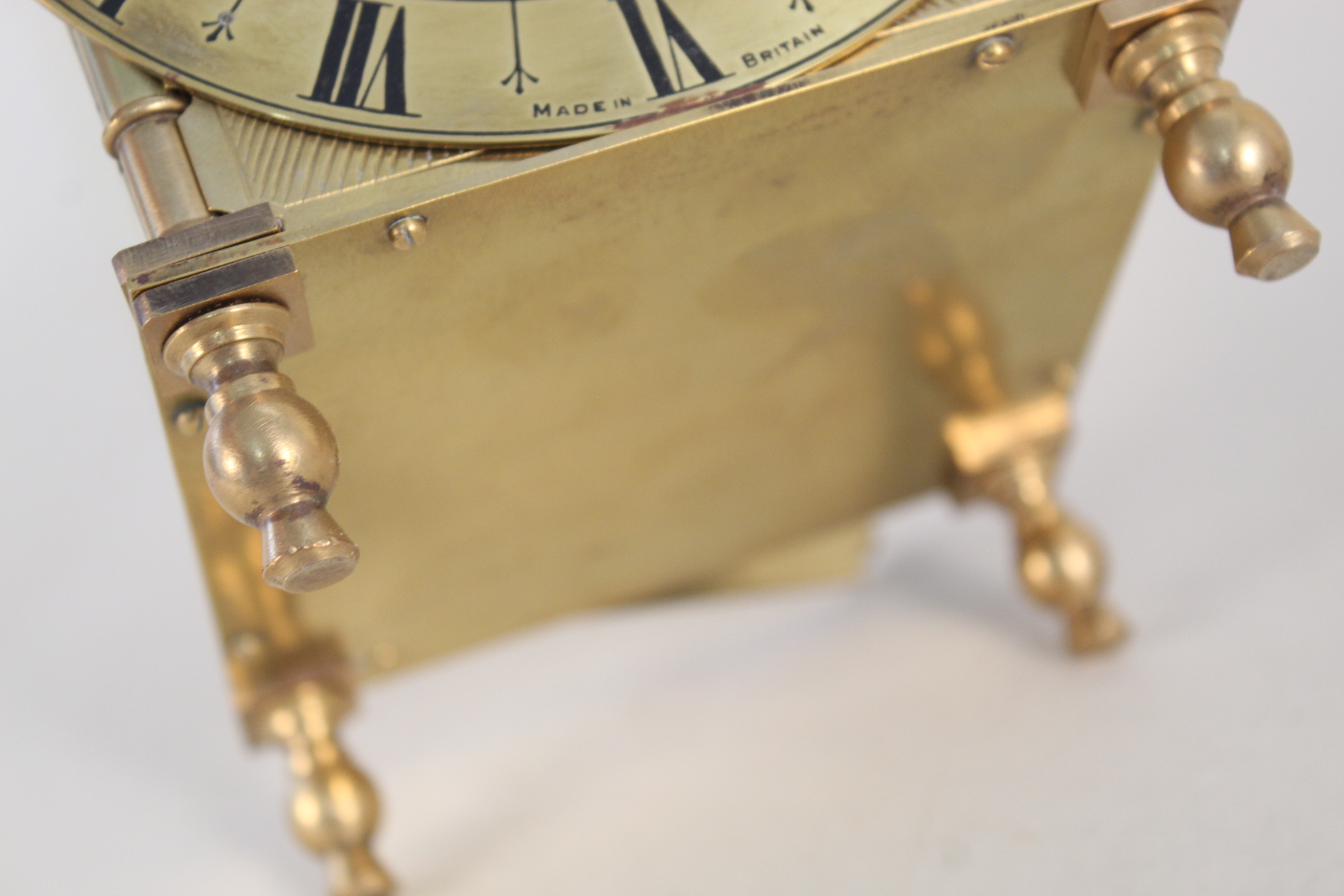 A good quality reproduction brass lantern clock - Image 5 of 5