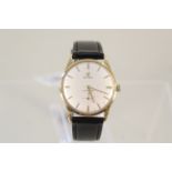 A 9ct gold Cyma Cymaflex gents wristwatch with original strap