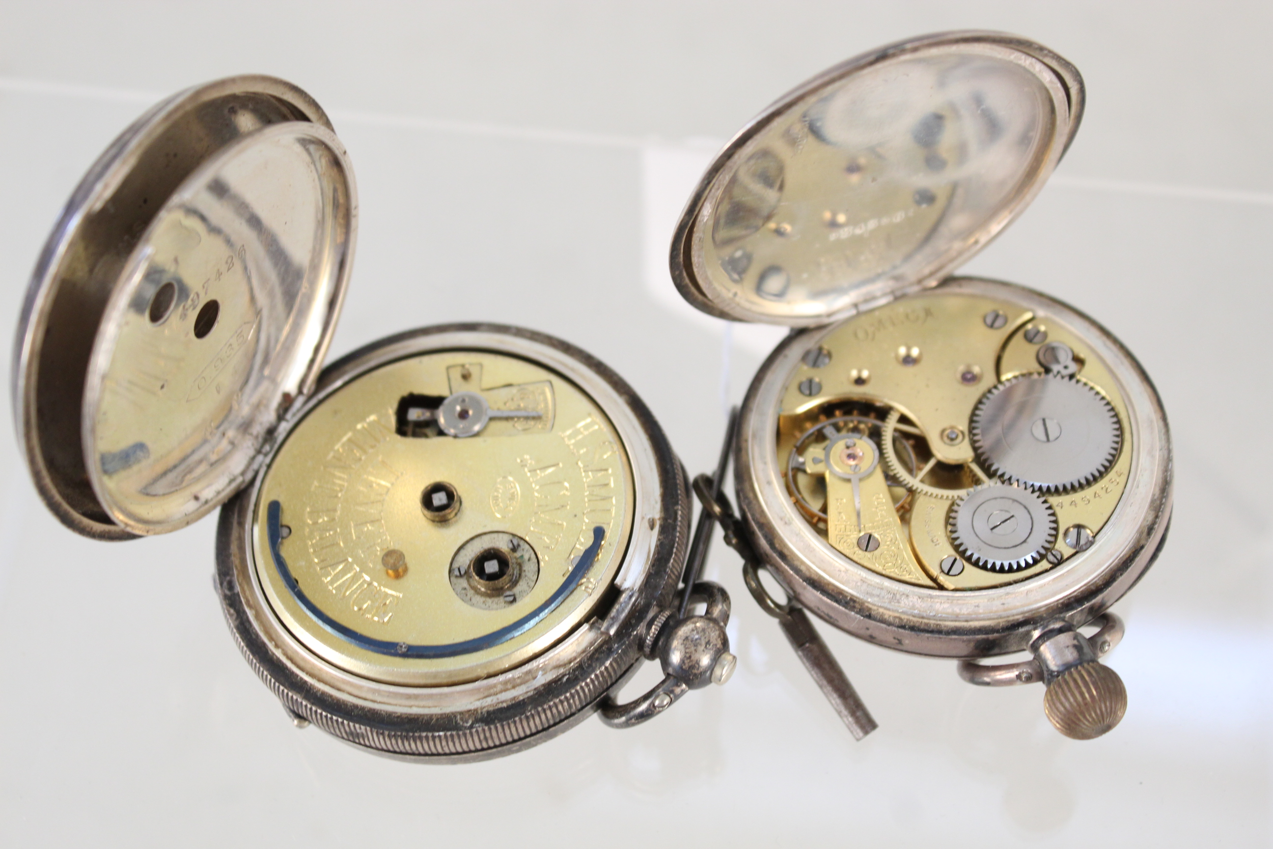 An Omega silver plated pocket watch plus an 'Acme Lever' pocket watch - Image 3 of 4