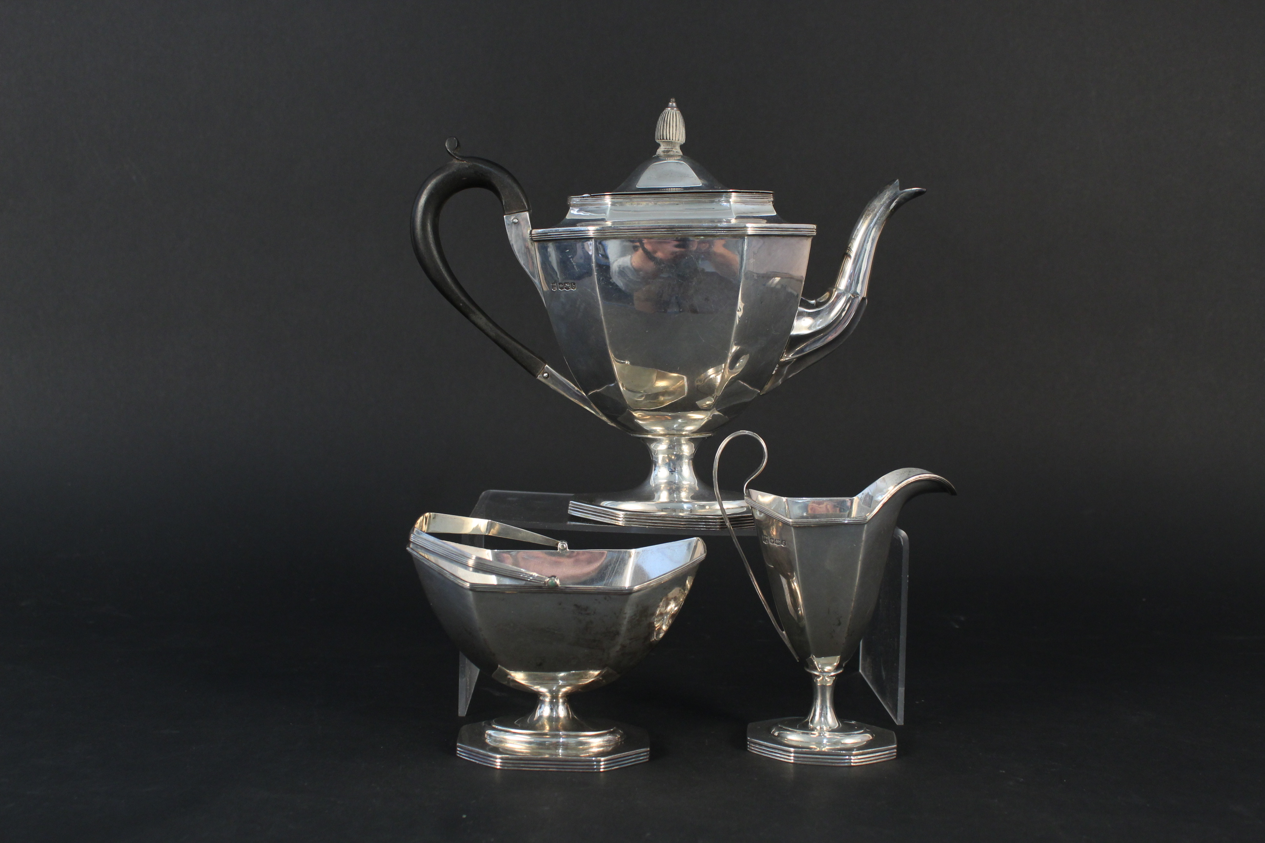 A silver three piece tea set, Sheffield 1919/1924, maker Thomas Bradbury & Sons,