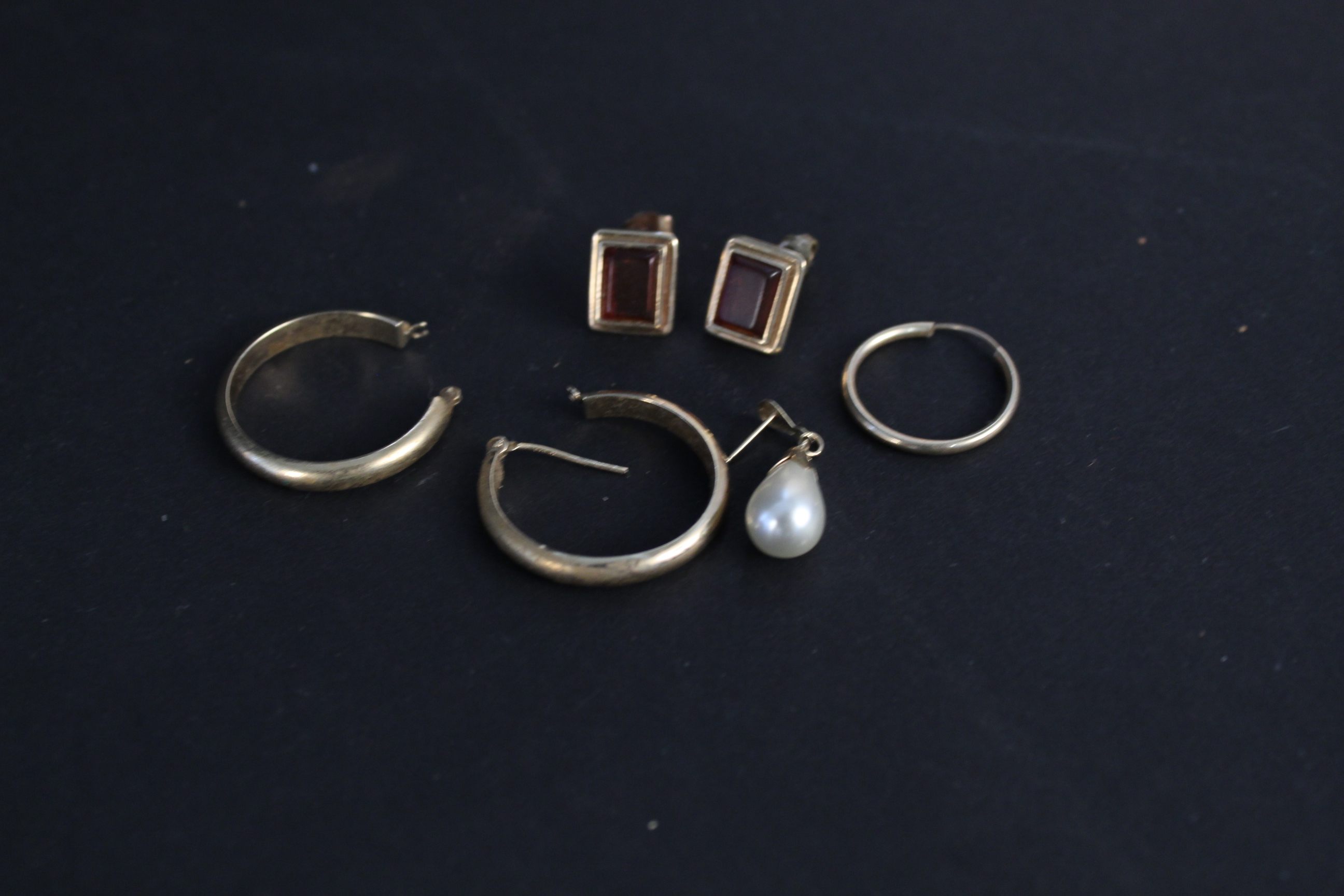 A pair of gold stone set earrings, - Image 2 of 3