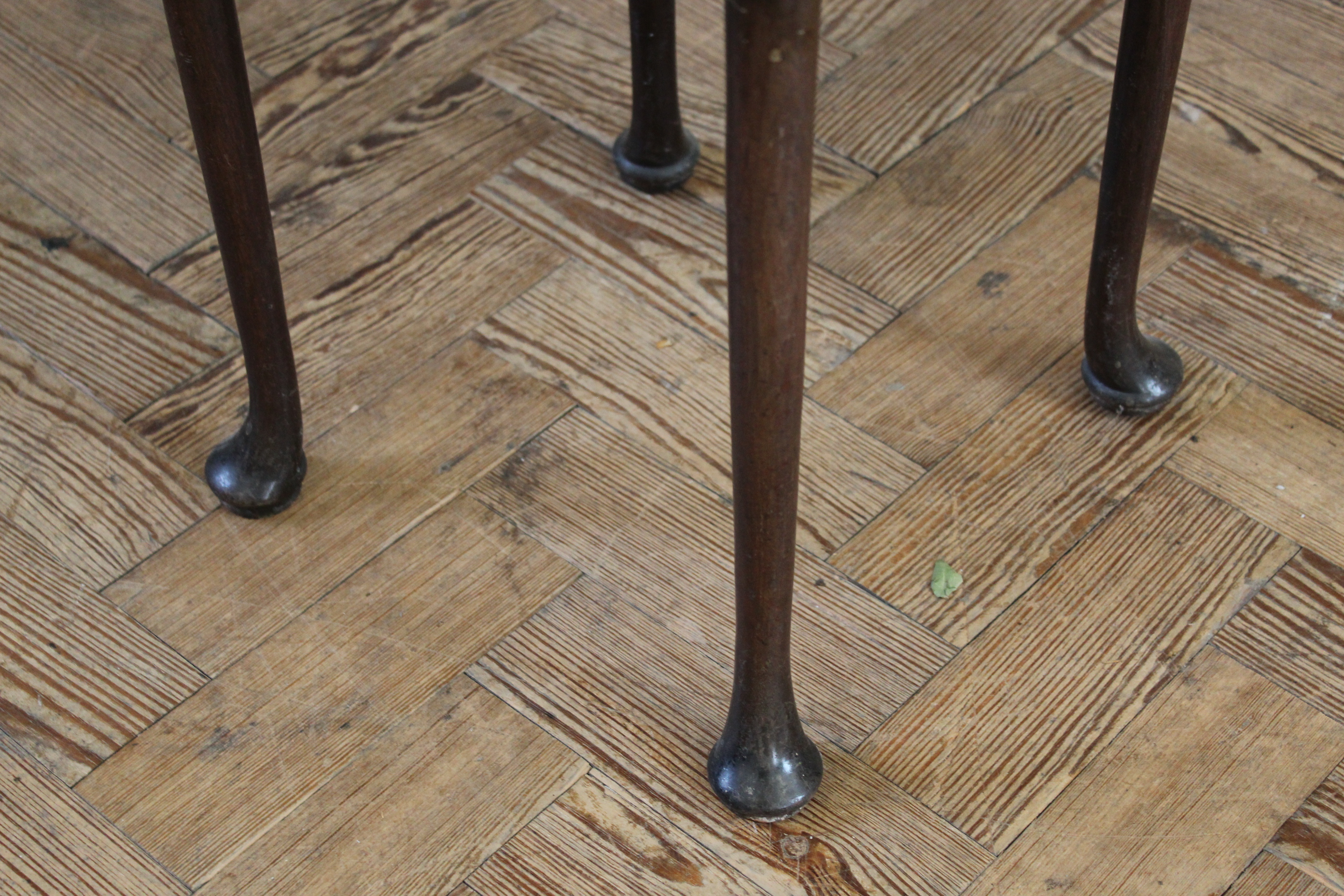 A Georgian III mahogany square washstand on club feet (adapted) 13" x 13" x 32" - Image 3 of 3