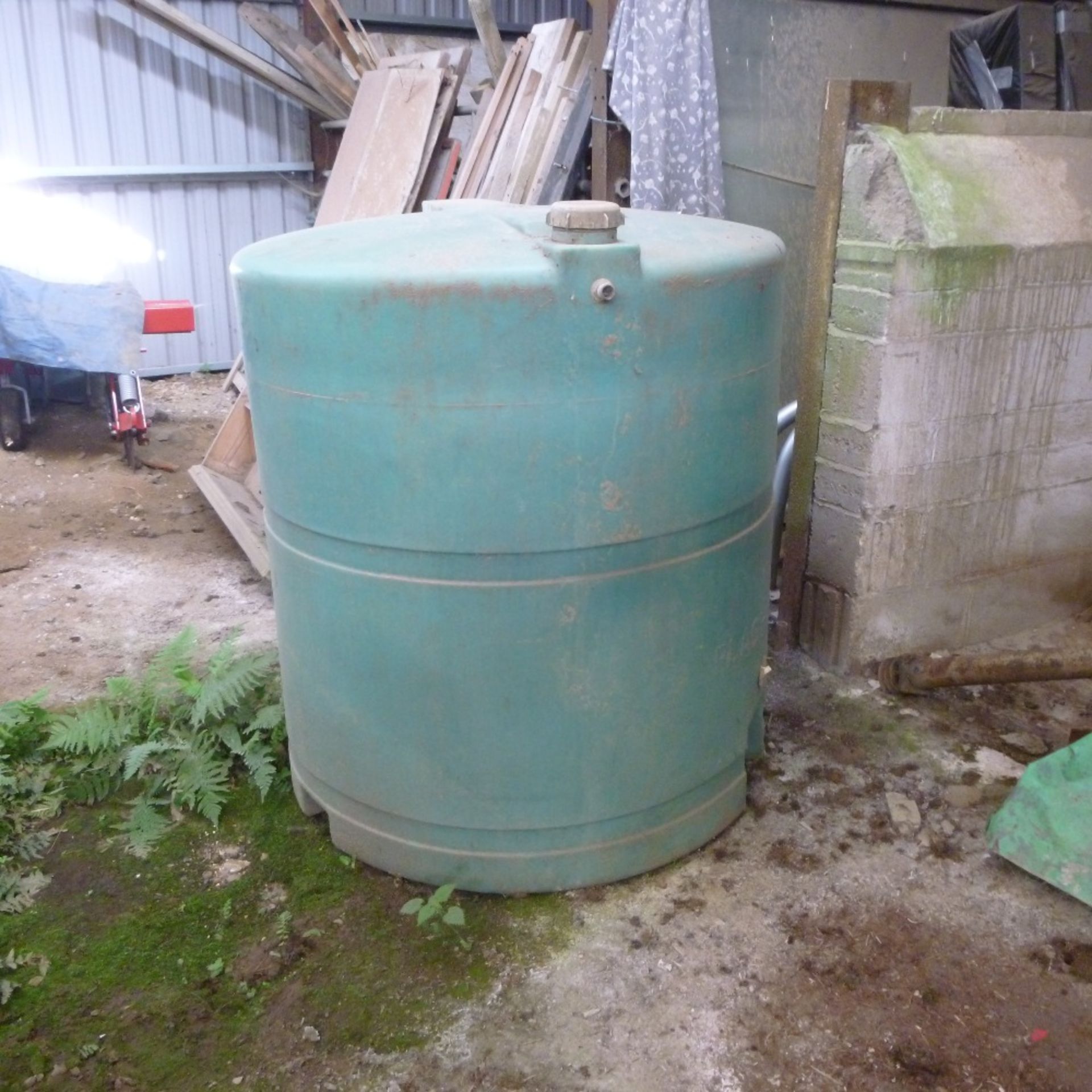 300 Gallon water tank