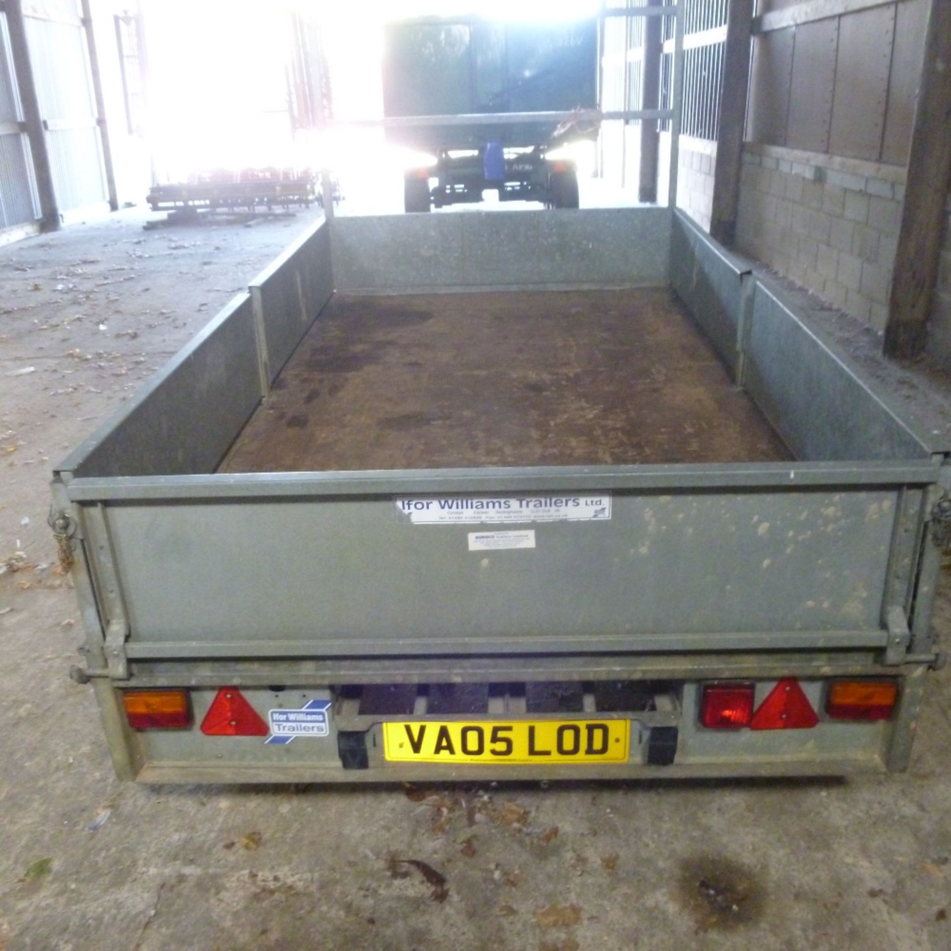 Ifor Williams trailer 10' x 5'6" - Image 3 of 6