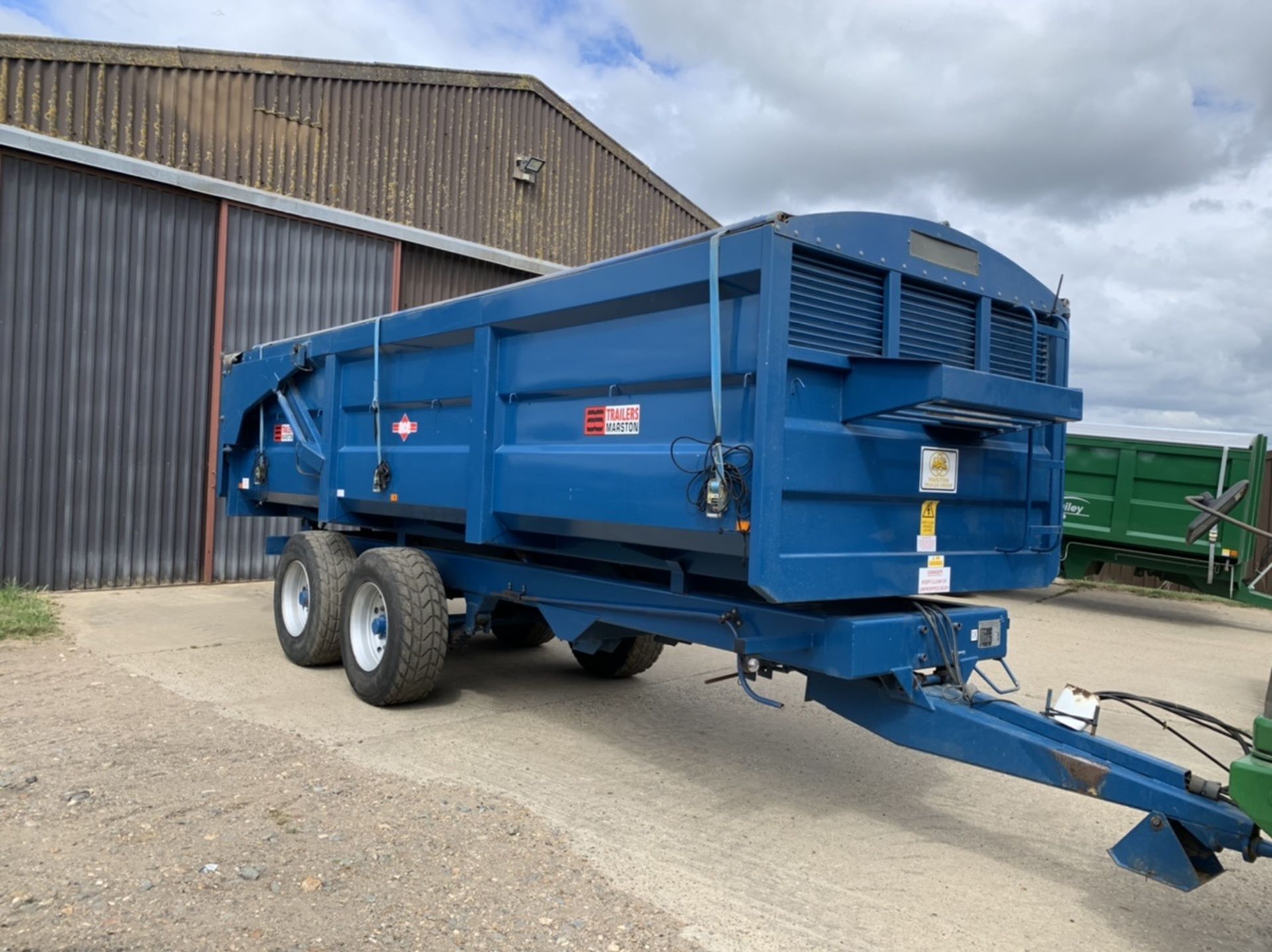 Marston 14T twin axle grain trailer (2008) c/w cover,