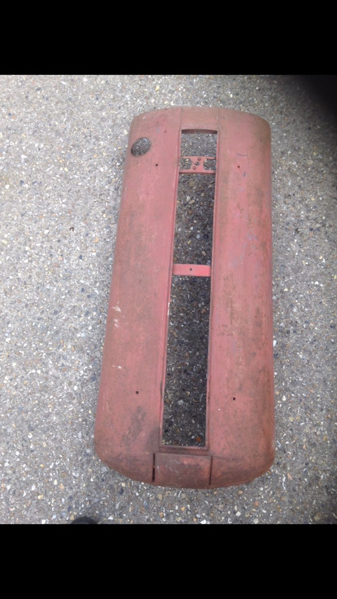 Massey Ferguson bonnet. Stored near Bungay, Suffolk. No VAT on this item. - Image 2 of 2