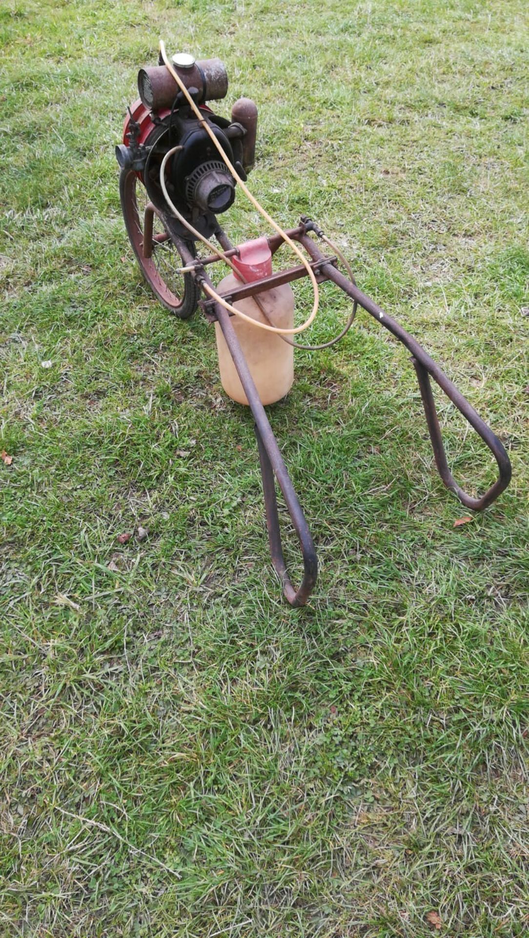 Micronette sprayer, 2 stroke engine free and complete but sold as seen - not had running. - Image 4 of 5