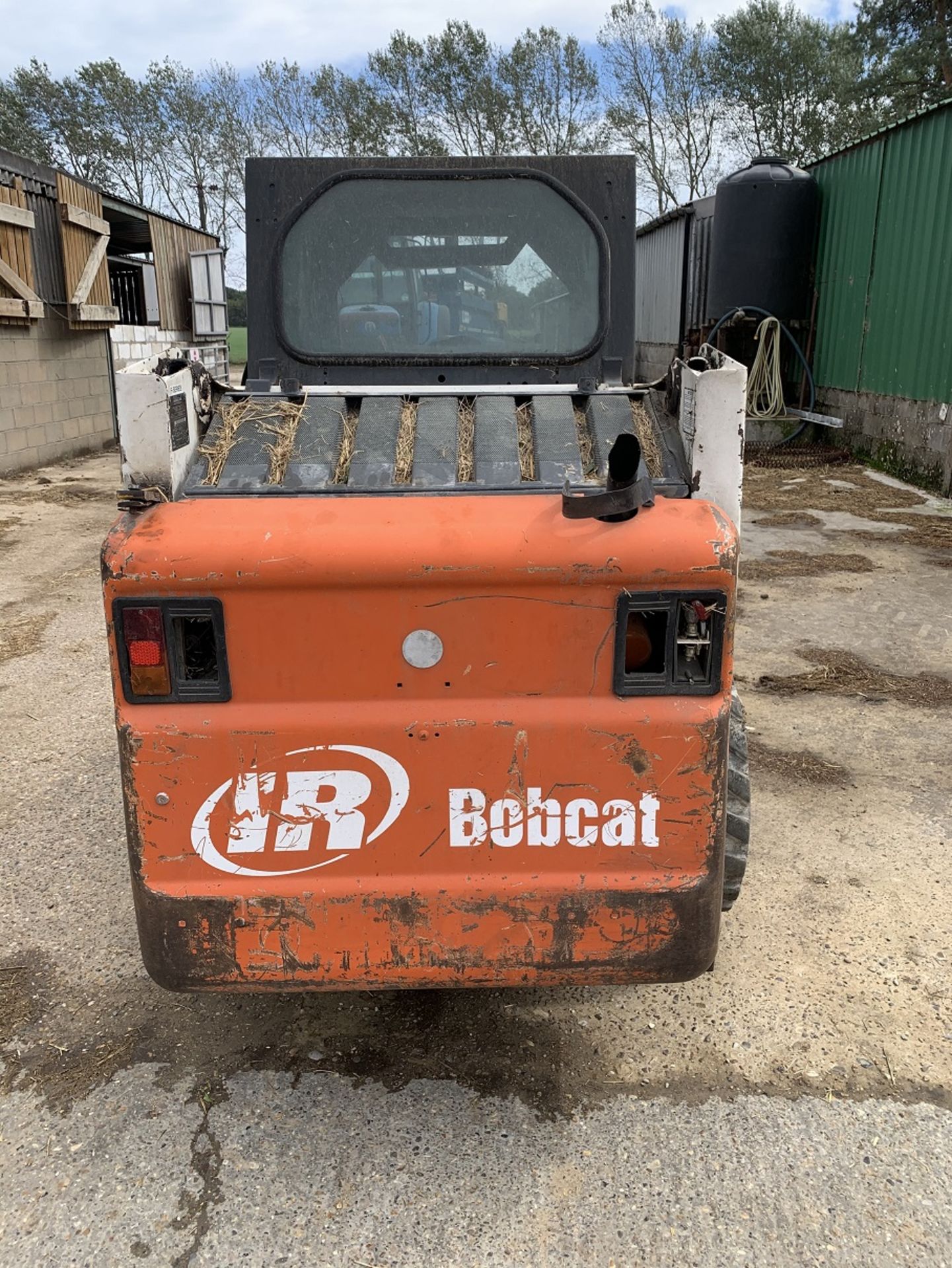 Bobcat 751 compact skid steer (1999) Rebuilt Engine in March 2020 Comes with Spare wheel, - Image 4 of 5