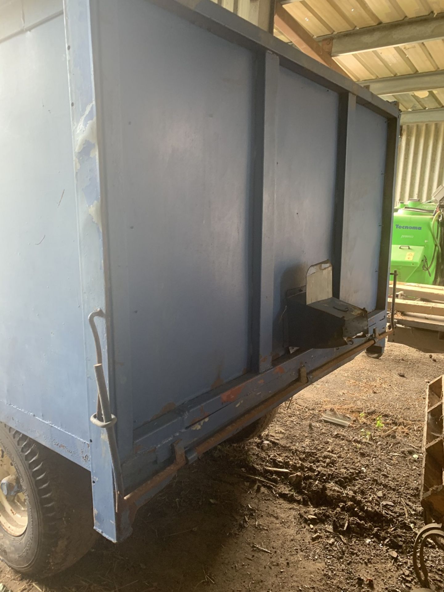 9T R&R Tipping Grain Trailer Twin axle Located near Beccles, - Image 3 of 4