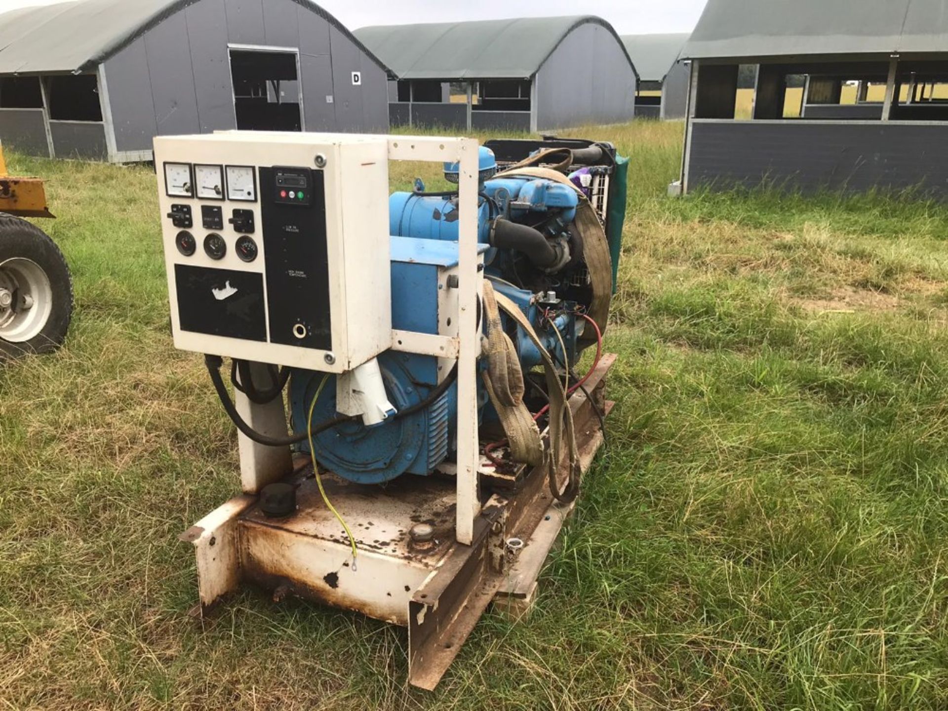 Perkins 60 KVA Generator. No battery included. - Image 2 of 3